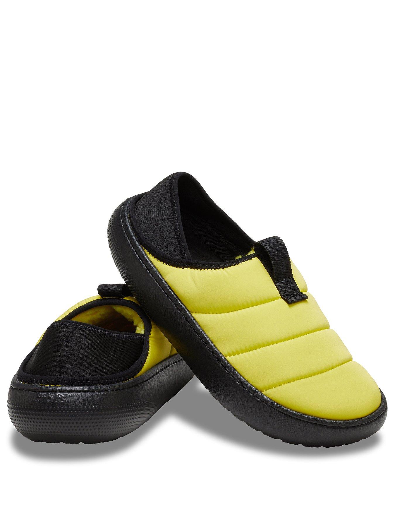 crocs-crocs-mens-classic-puff-moc-sandals-yellowstillFront