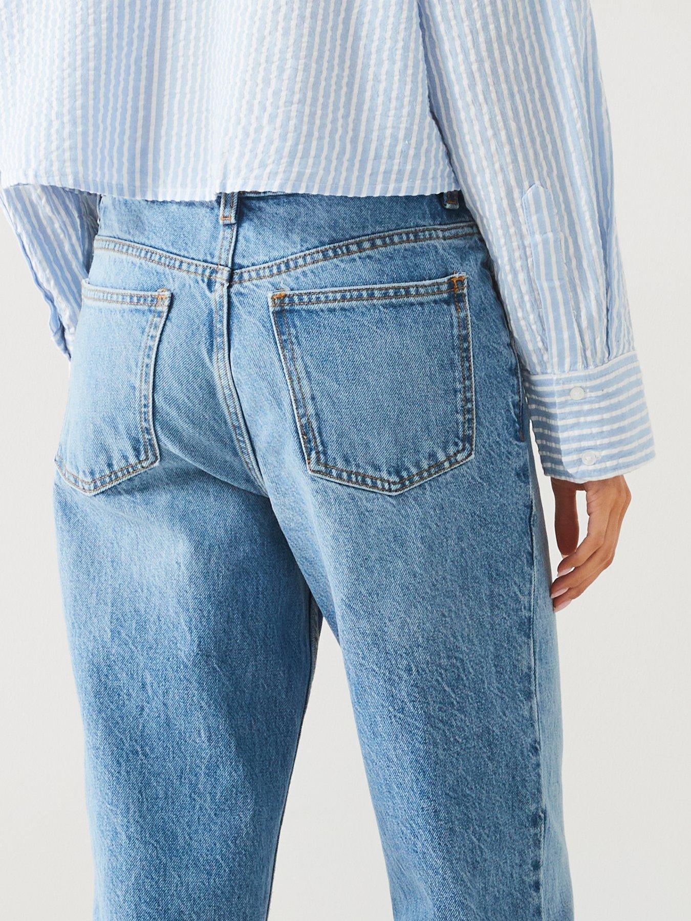 mango-light-blue-denim-mom-jeansdetail