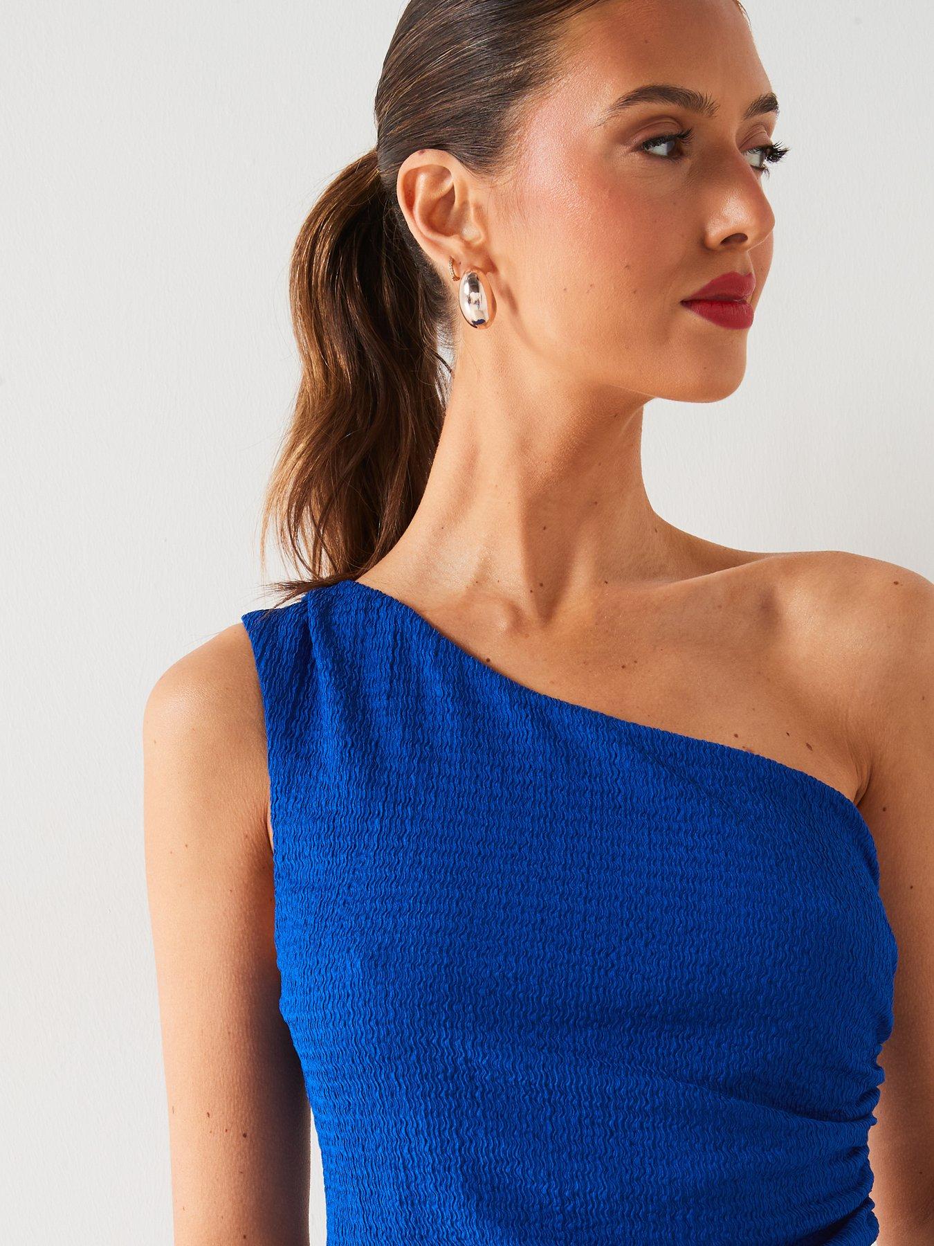 mango-blue-one-shoulder-topoutfit