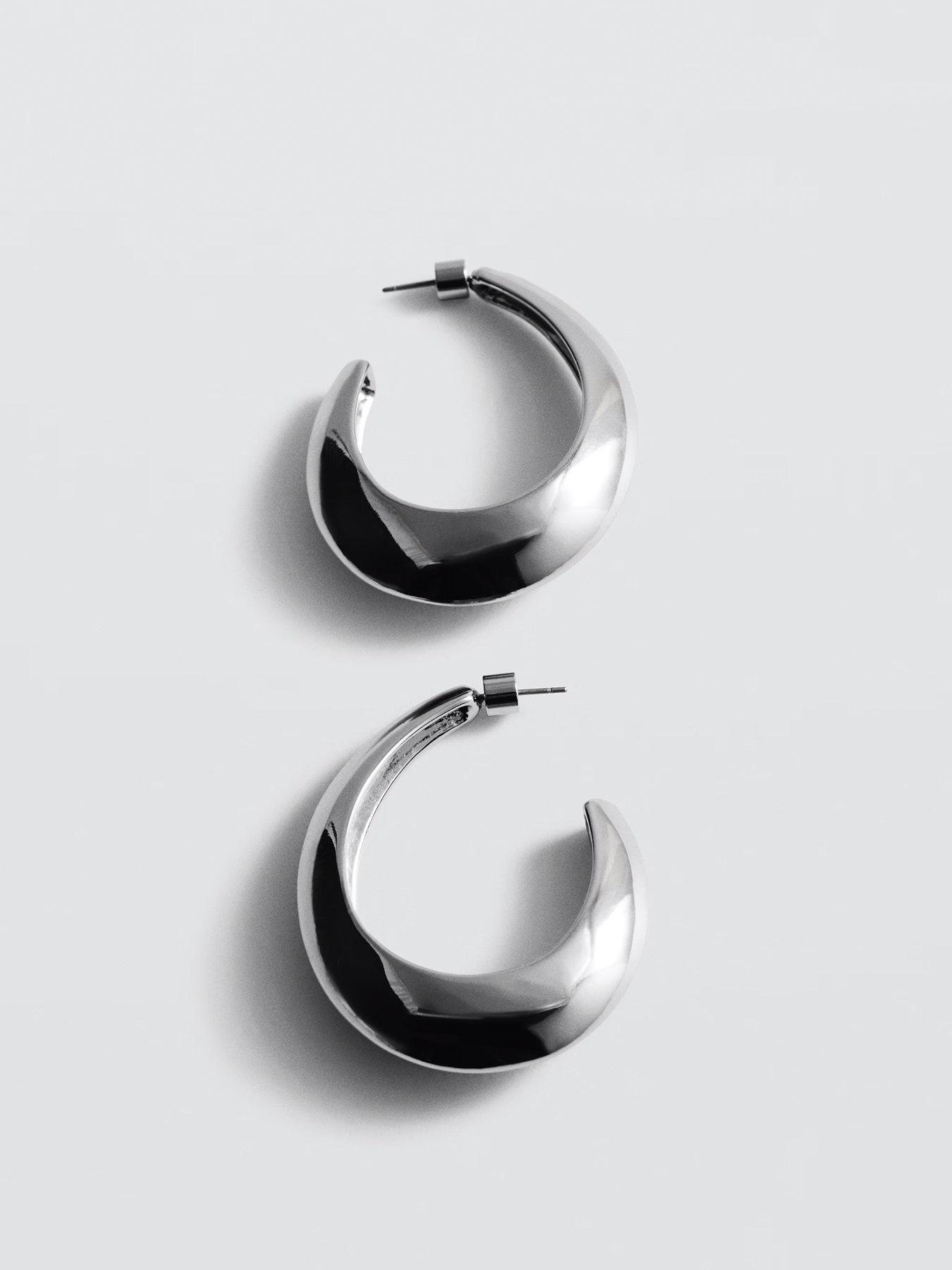 mango-earrings-celiaback