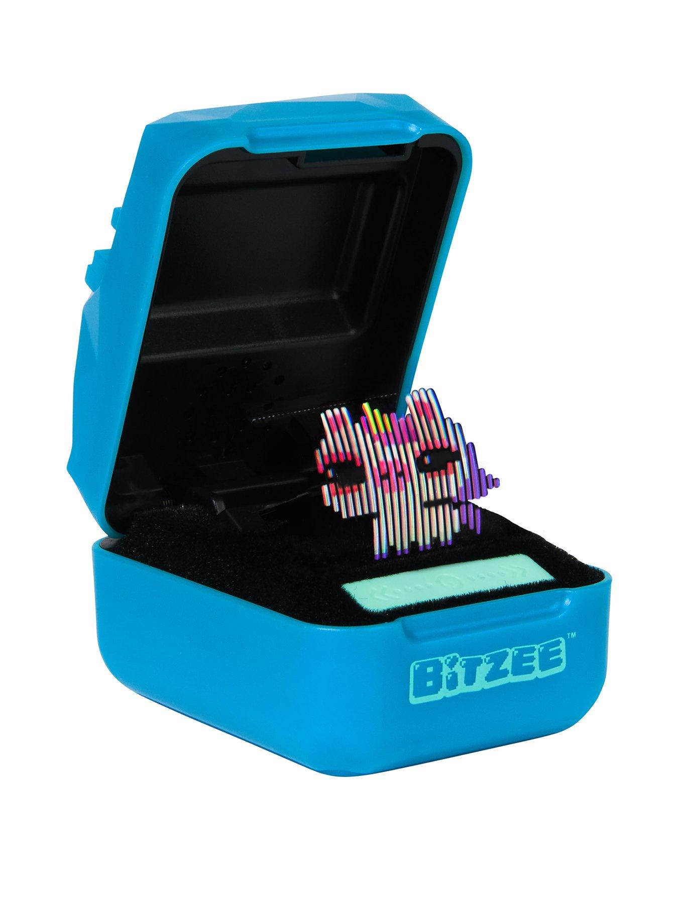 bitzee-magicals-interactive-digital-pet