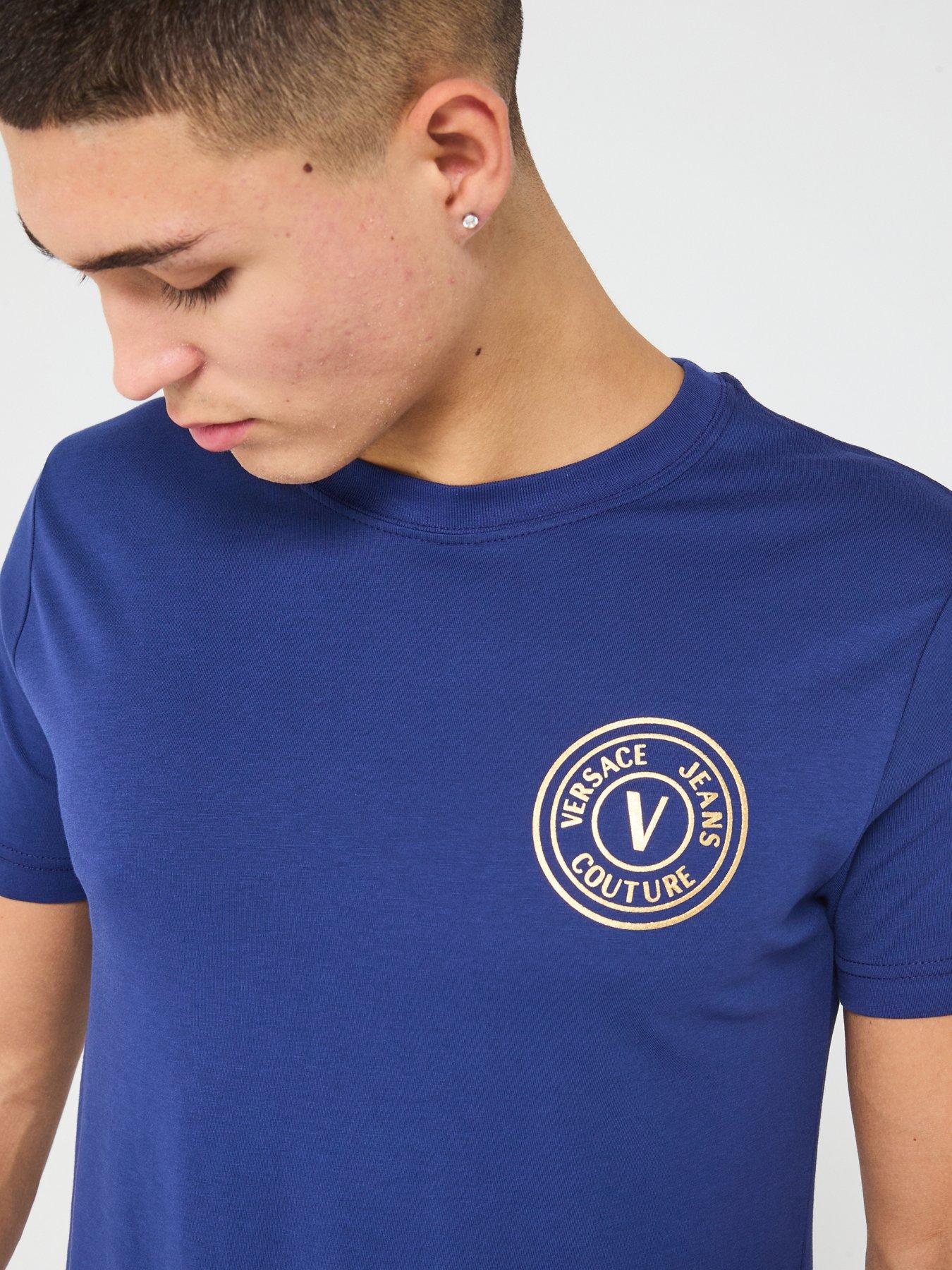 versace-jeans-couture-versace-jeans-couture-gold-left-chest-logo-t-shirt-blueoutfit