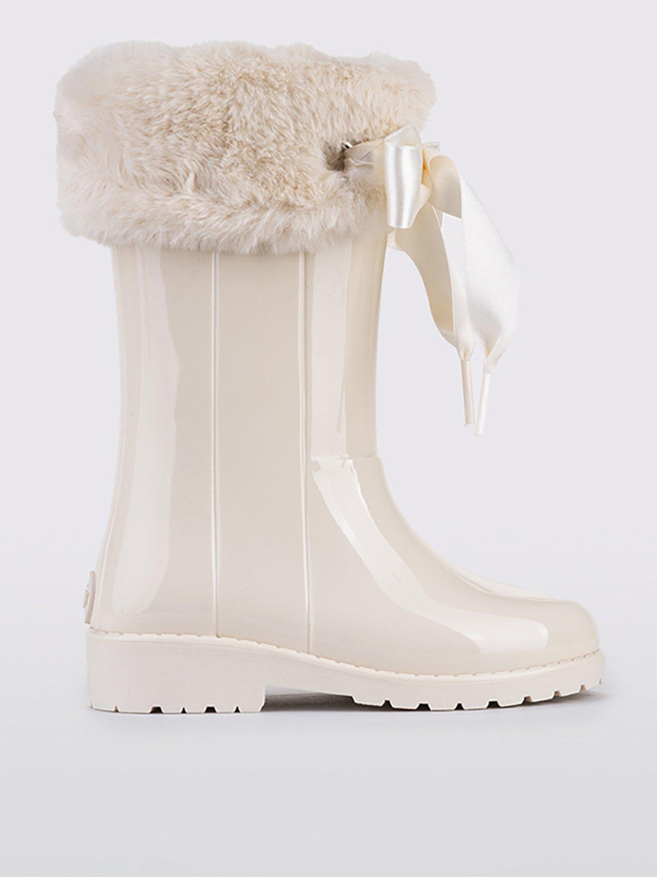 igor-igor-campera-charol-bow-fur-wellington-boot-beige