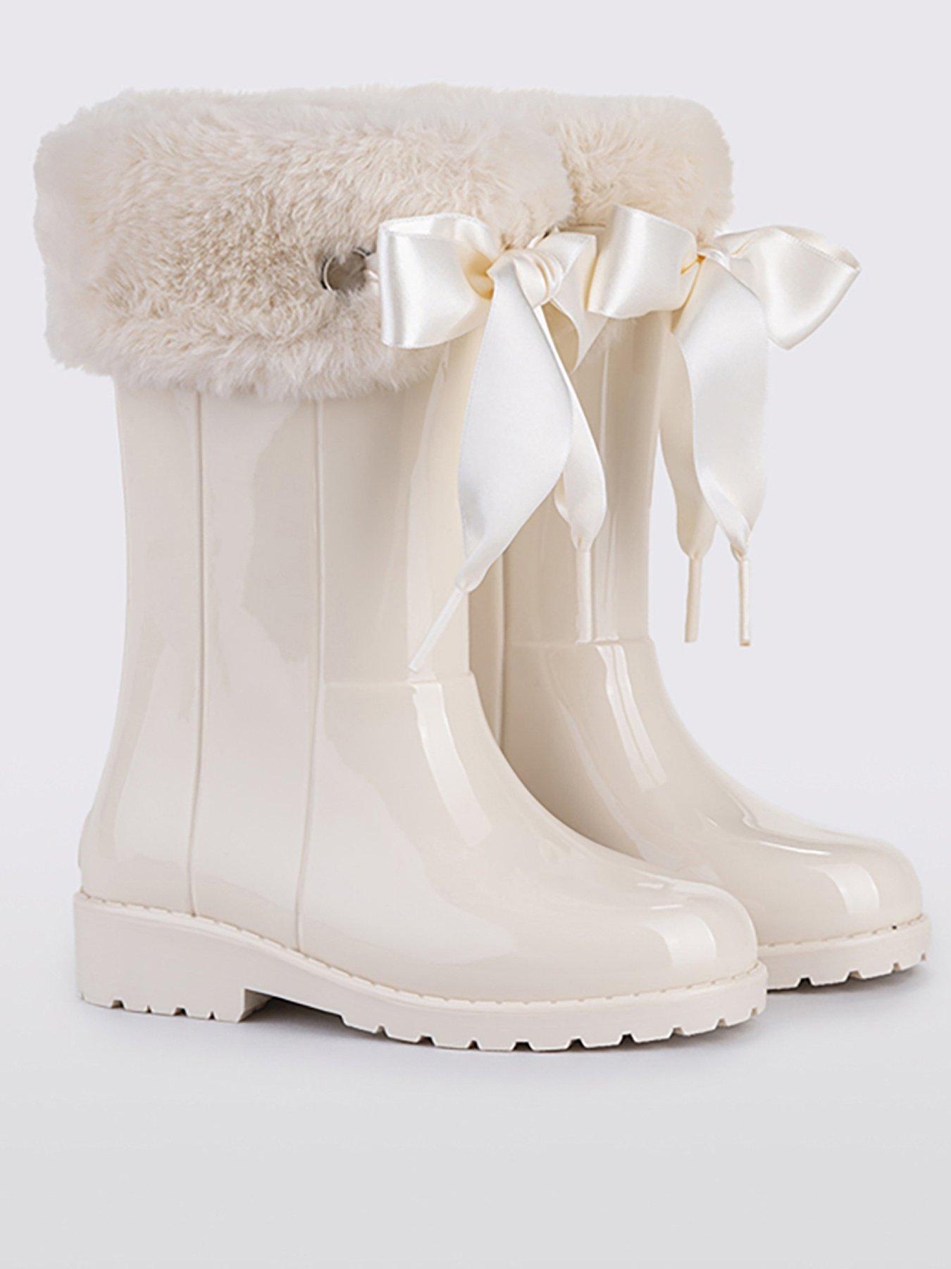 igor-igor-campera-charol-bow-fur-wellington-boot-beigestillFront