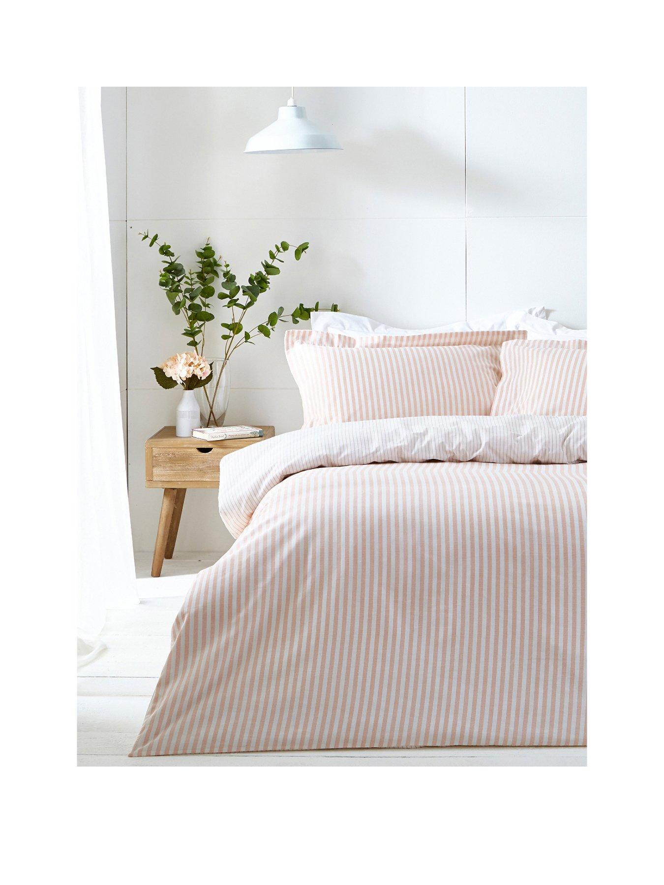 the-yard-hebden-duvet-cover-set-pinkstillFront