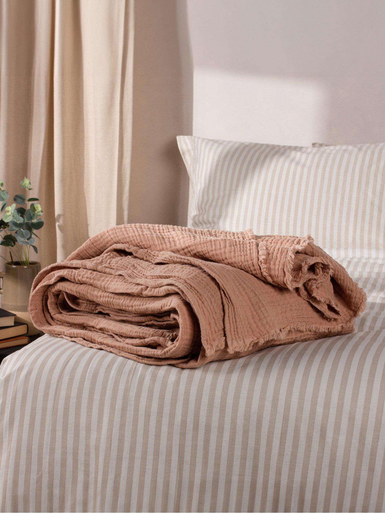 undefined Lark Throw - Pink Clay