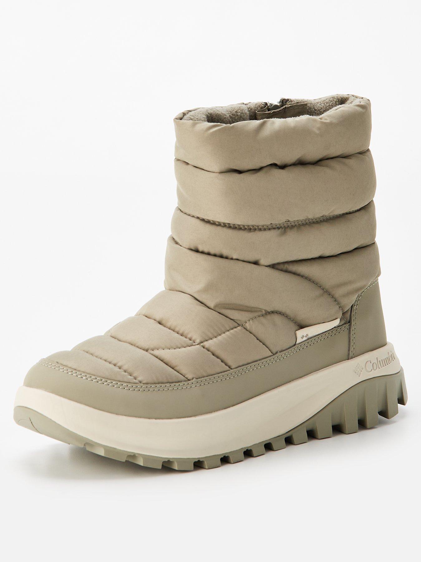 columbia-womens-snowtrot-mid-boots-greenstillFront