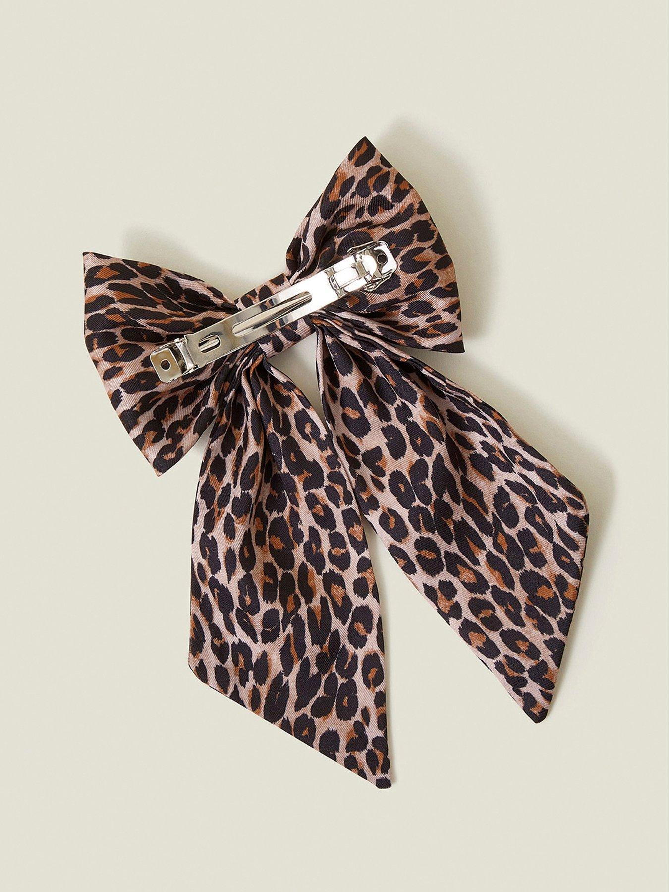 Image 3 of 4 of Accessorize Leopard Hair Bow