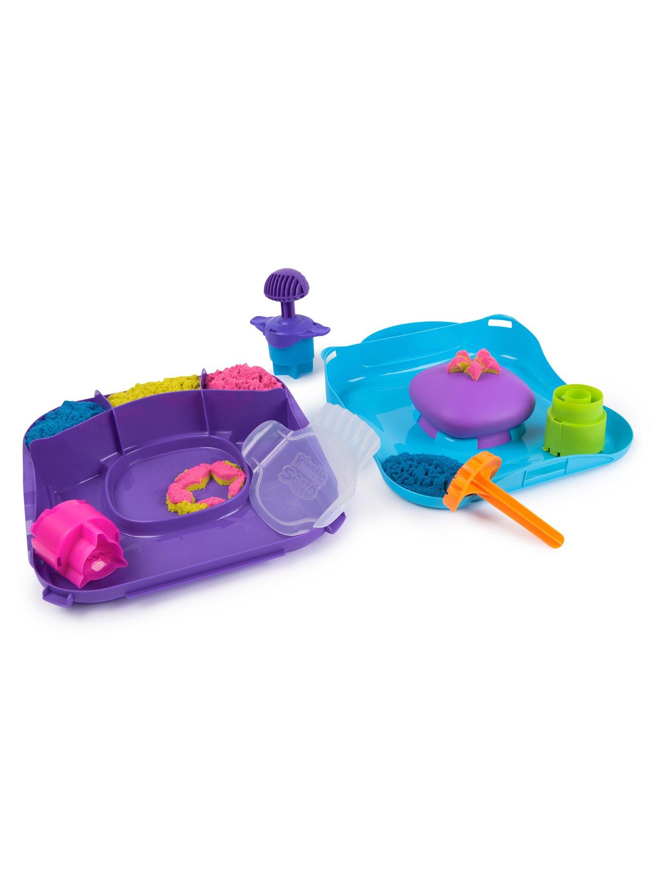 Image 3 of 8 of Kinetic Sand Squish Motion Playset