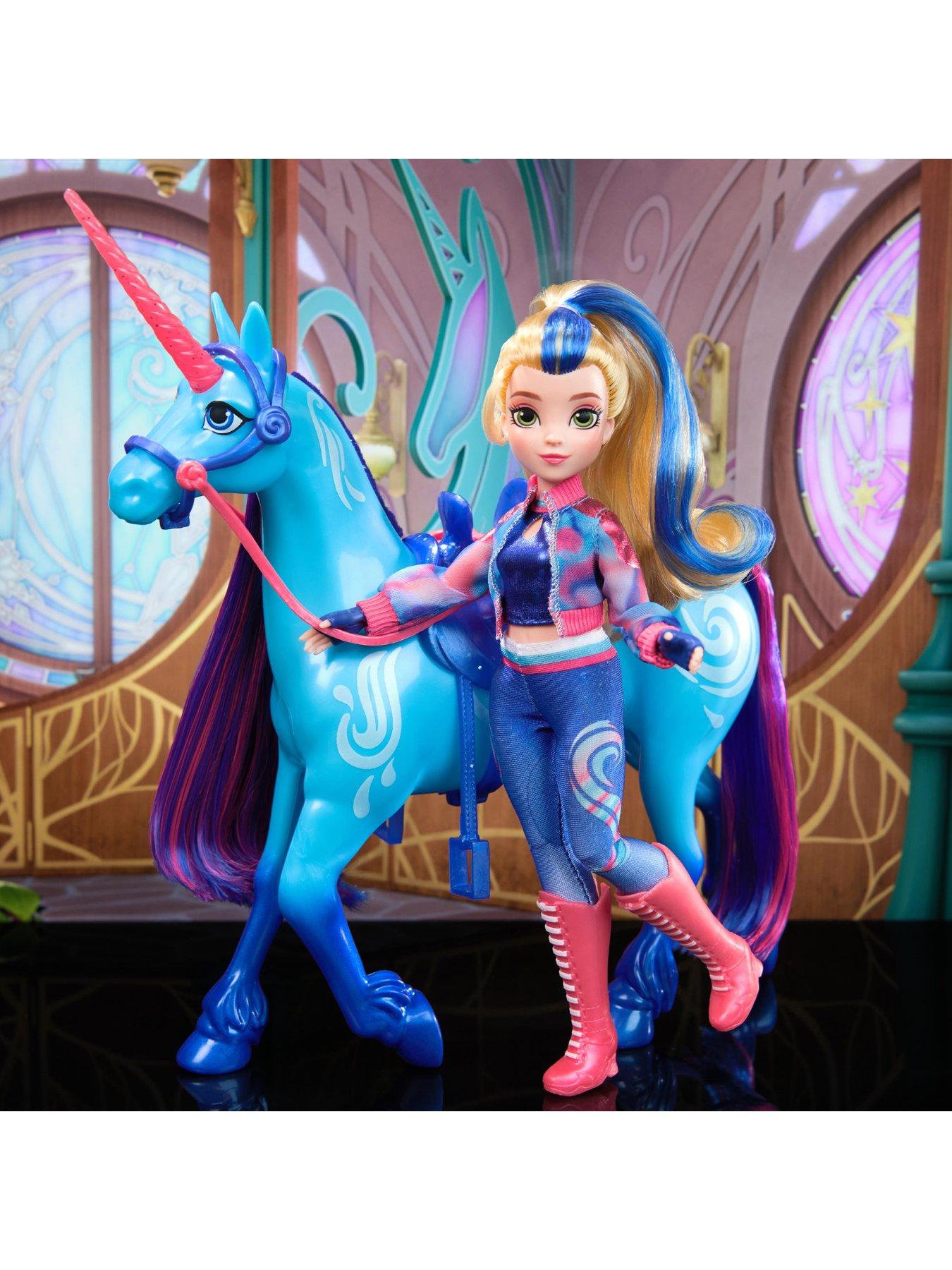 unicorn-academy-fashion-doll-isabel-95back