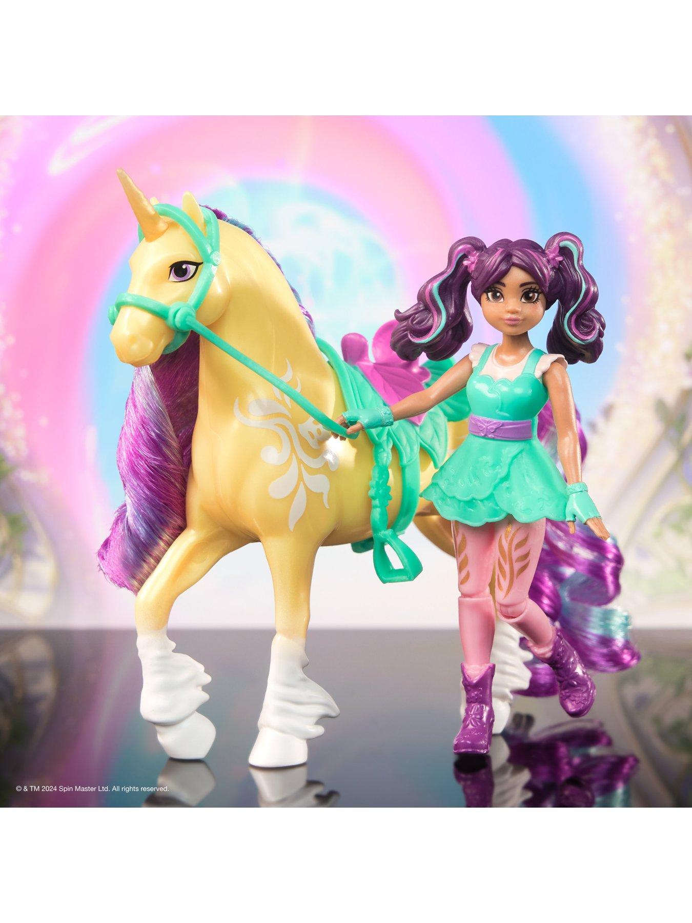 unicorn-academy-ava-doll-leaf-unicornback