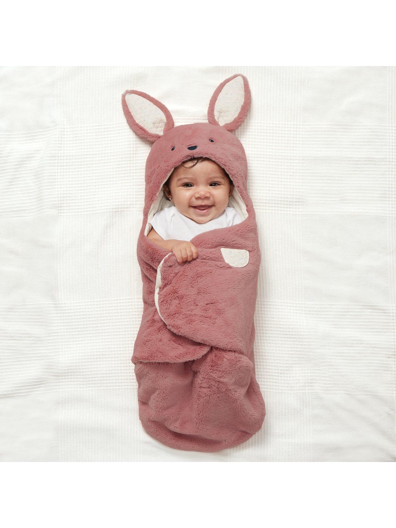 gund-bunny-oh-so-snuggly-baby-blanket-wrapstillFront