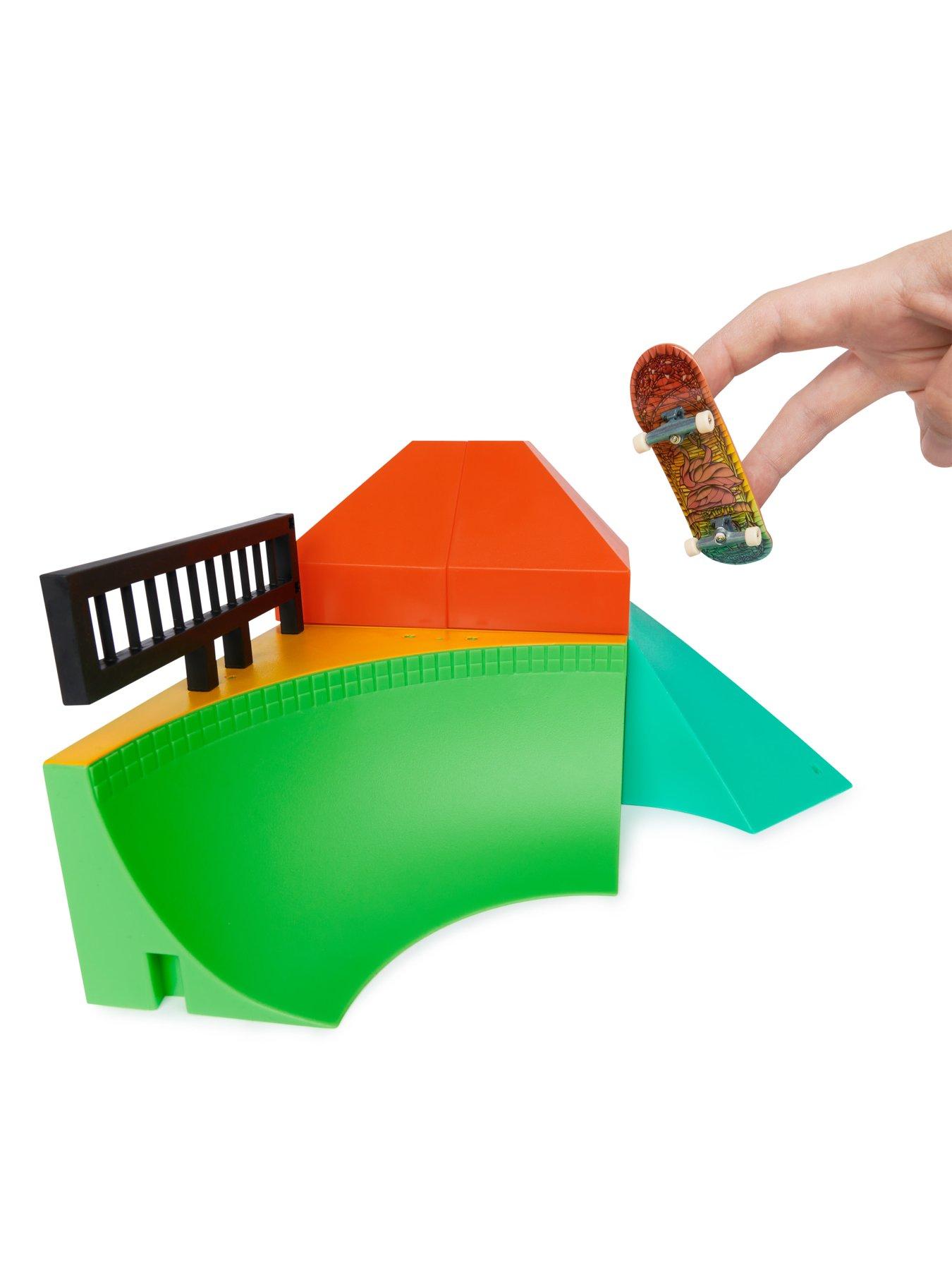 Tech Deck Fingerboard X-Connect Quarter Bowl Ruckus Playset Very