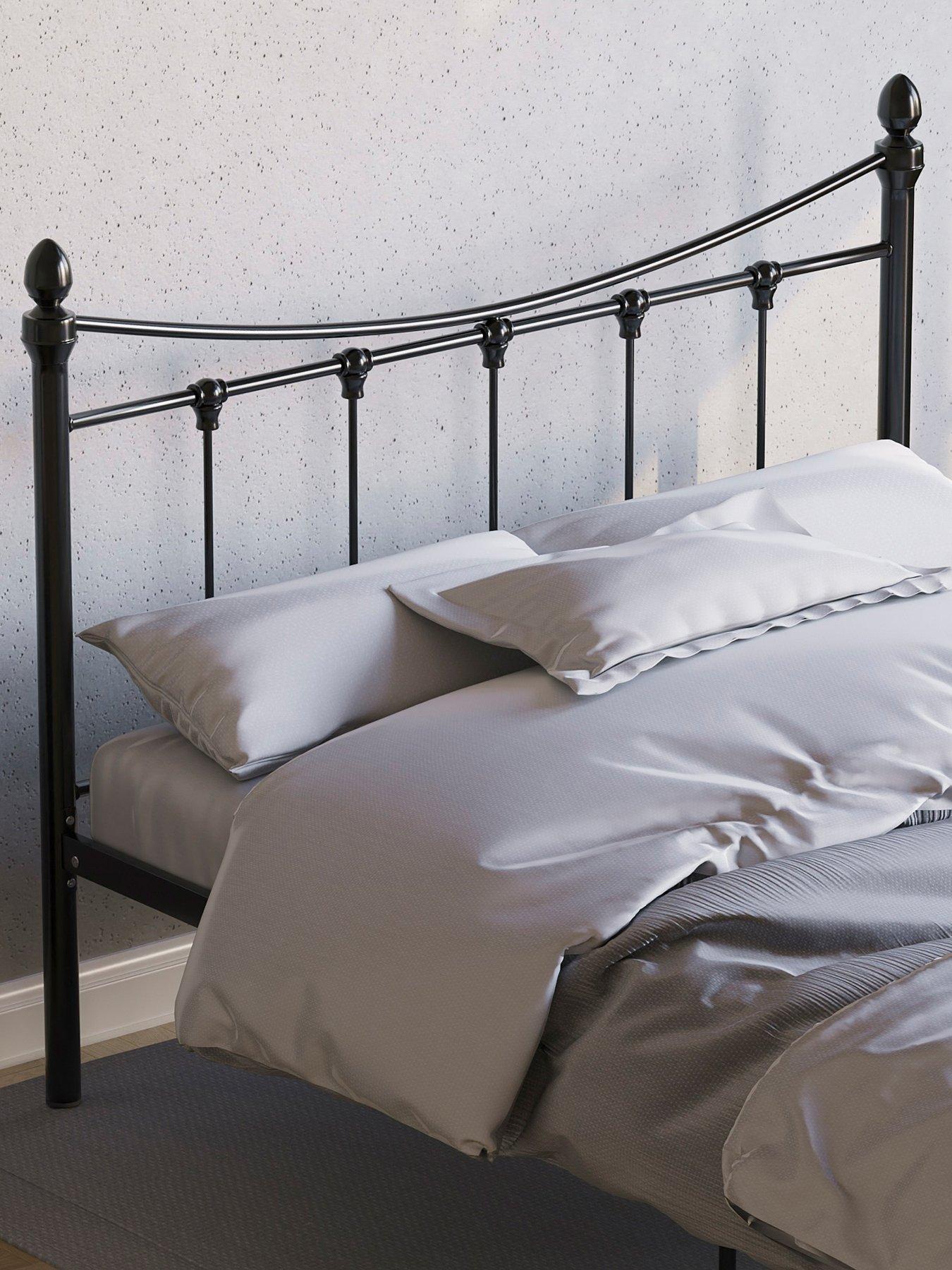 vida-designs-paris-double-metal-beddetail