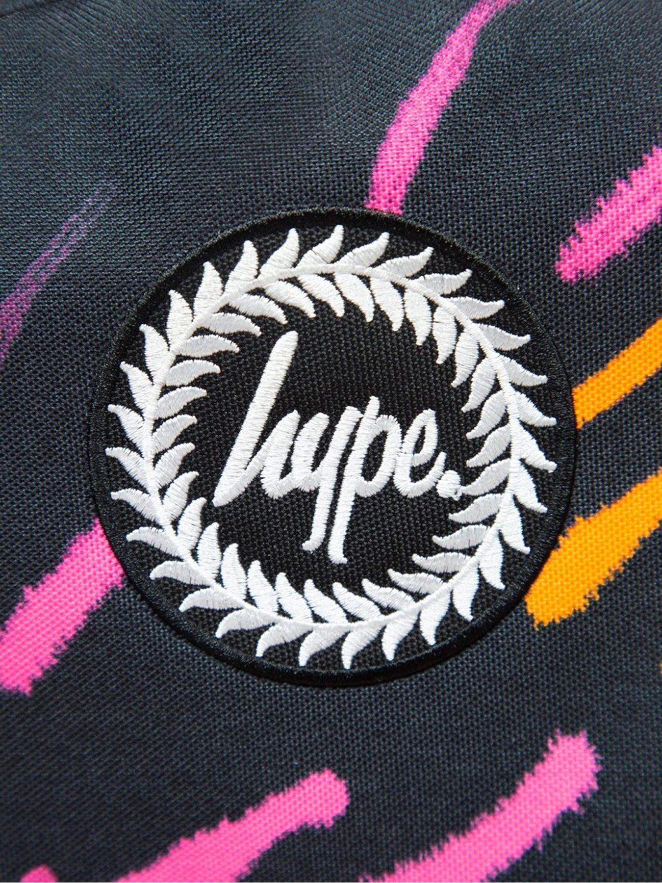 hype-hype-unisex-black-scratches-badge-backpackoutfit