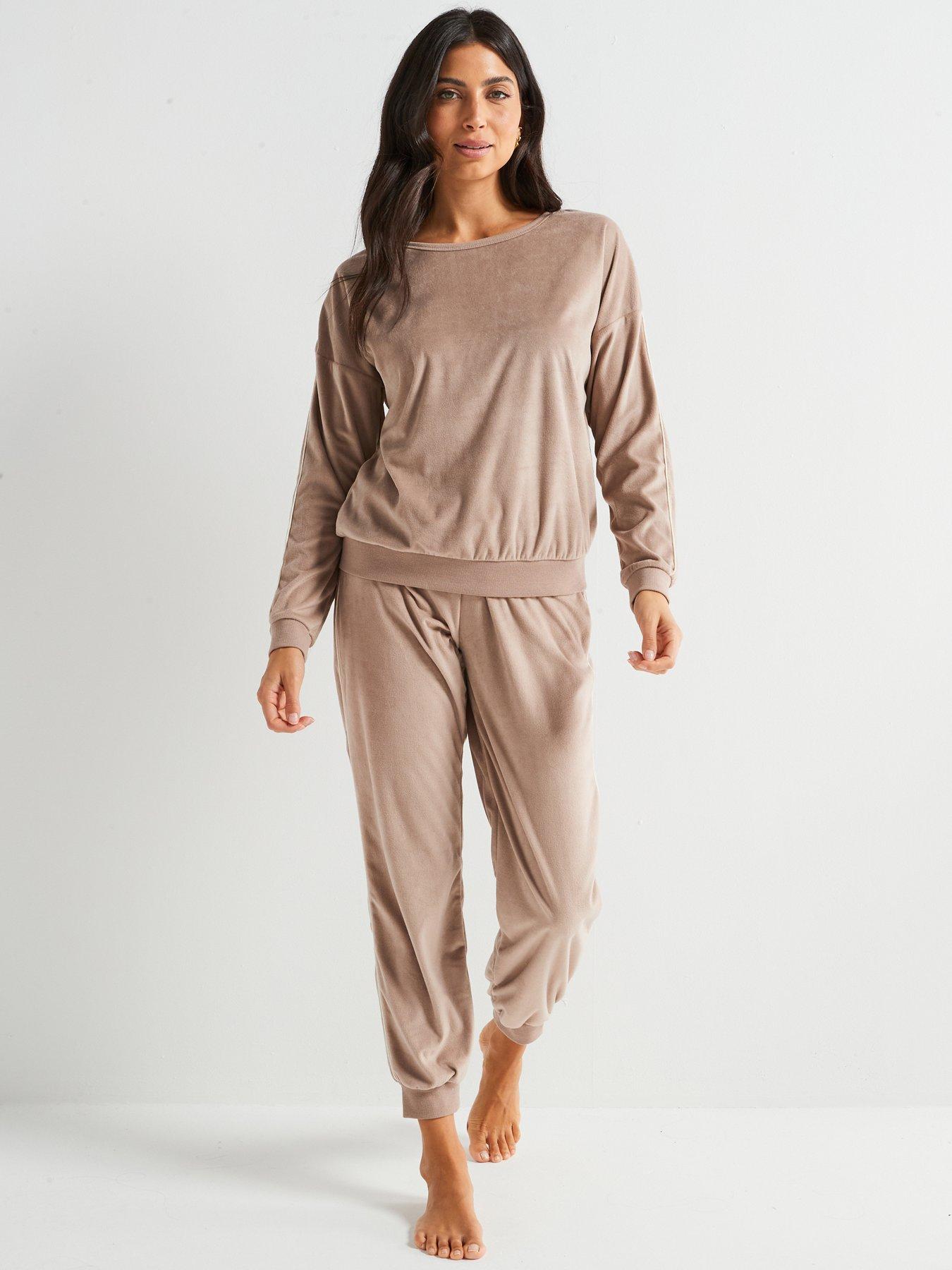 v-by-very-contrast-fleece-loungewear-set-brown