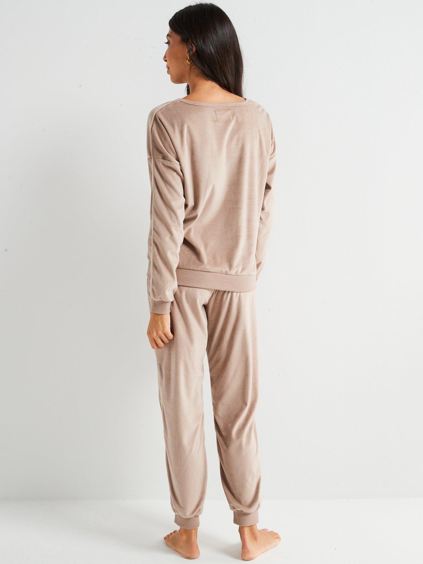 v-by-very-contrast-fleece-loungewear-set-brownstillFront