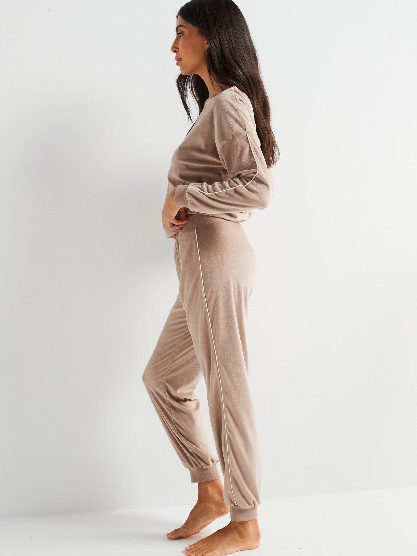 v-by-very-contrast-fleece-loungewear-set-brownback