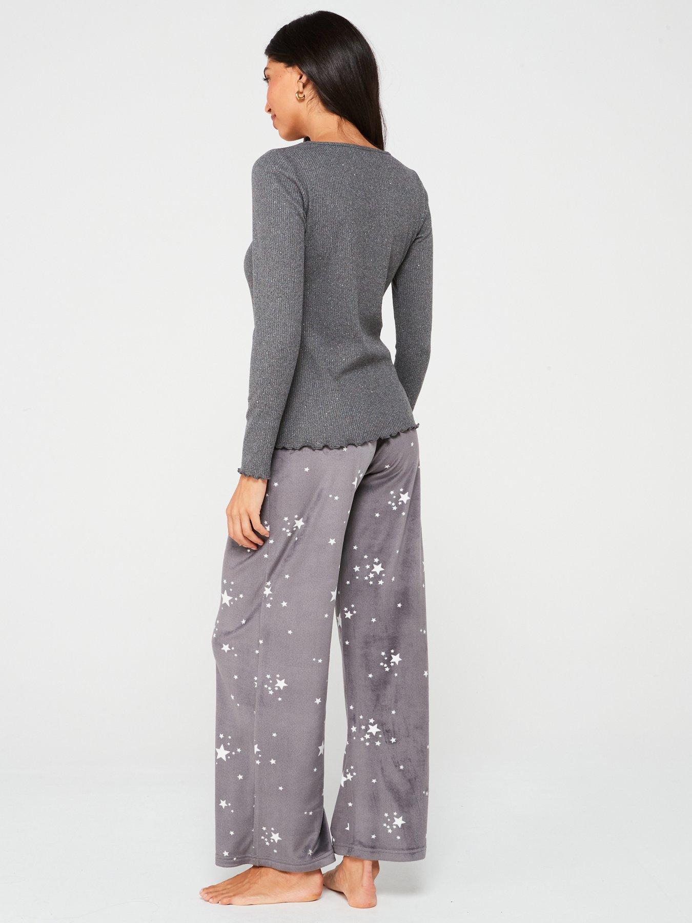 v-by-very-henley-top-and-fleece-printed-wide-leg-pj-setstillFront