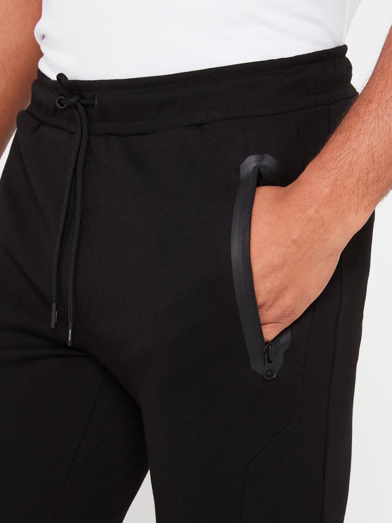 jack-jones-will-slim-fit-tech-joggers-blackoutfit