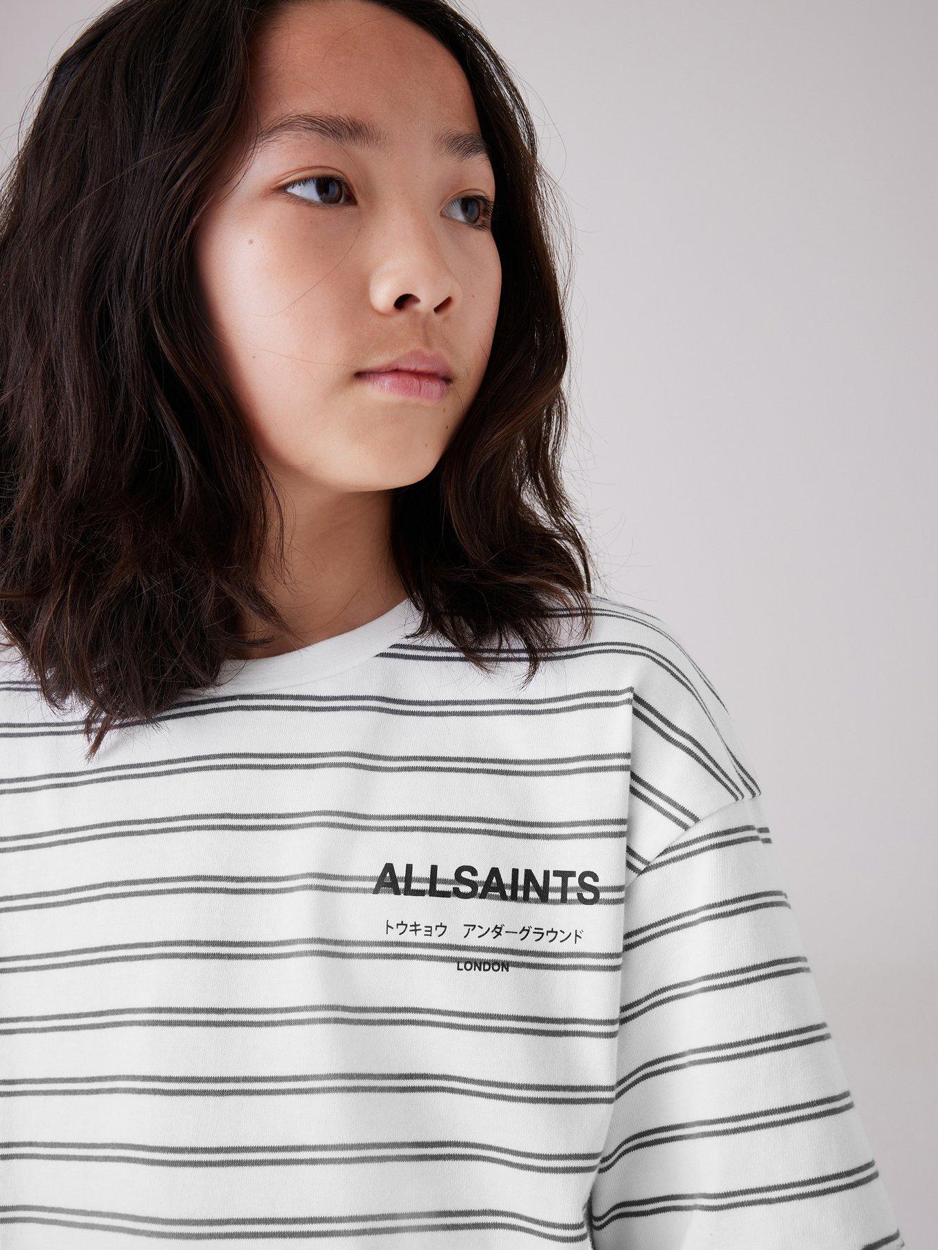 smallsaints-underground-logo-stripe-tee-blackwhiteoutfit