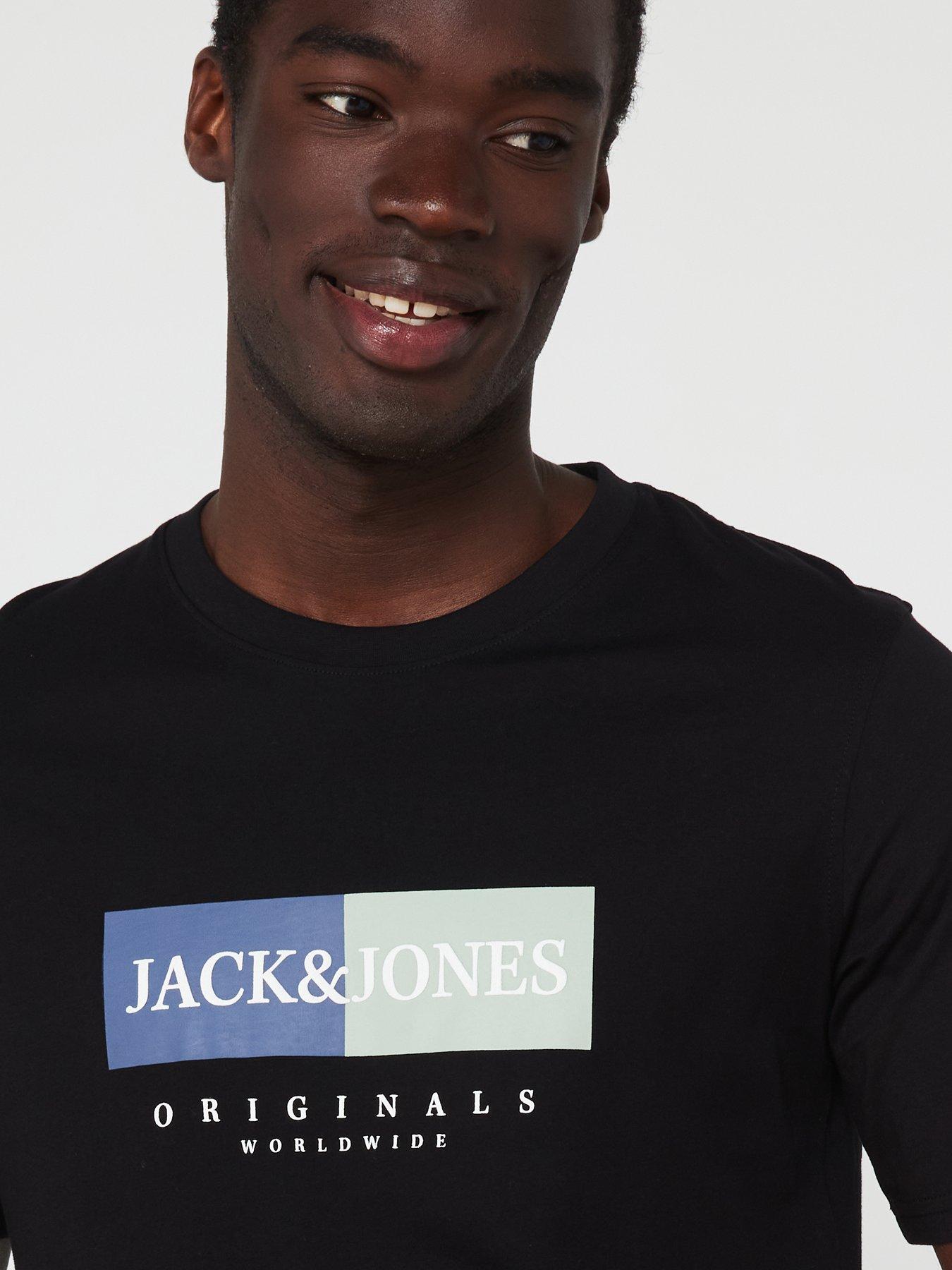 jack-jones-jack-amp-jones-large-chest-logo-t-shirt-blackdetail