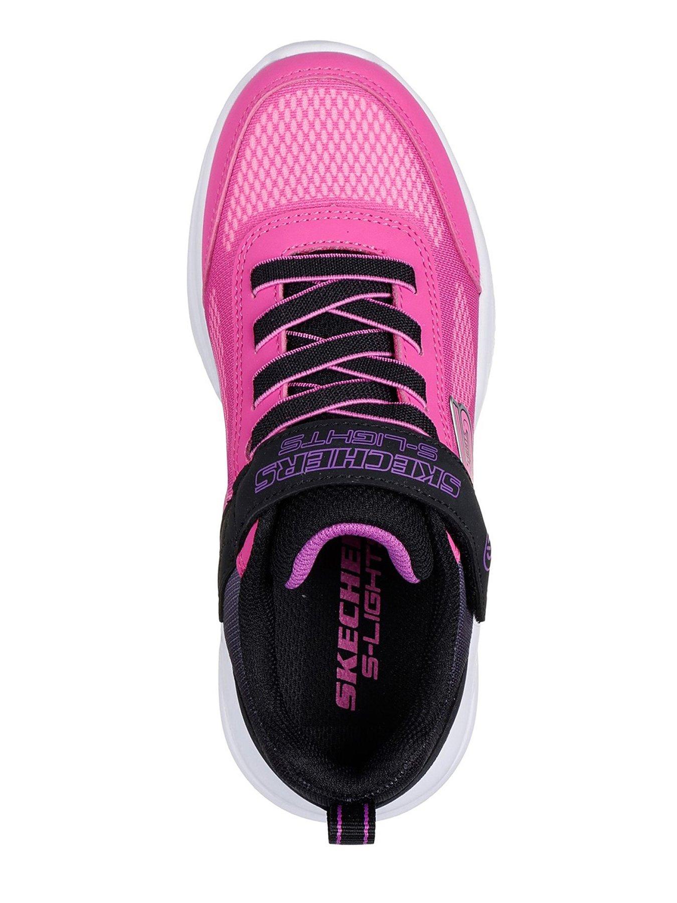 skechers-girls-sola-glow-lighted-traineroutfit