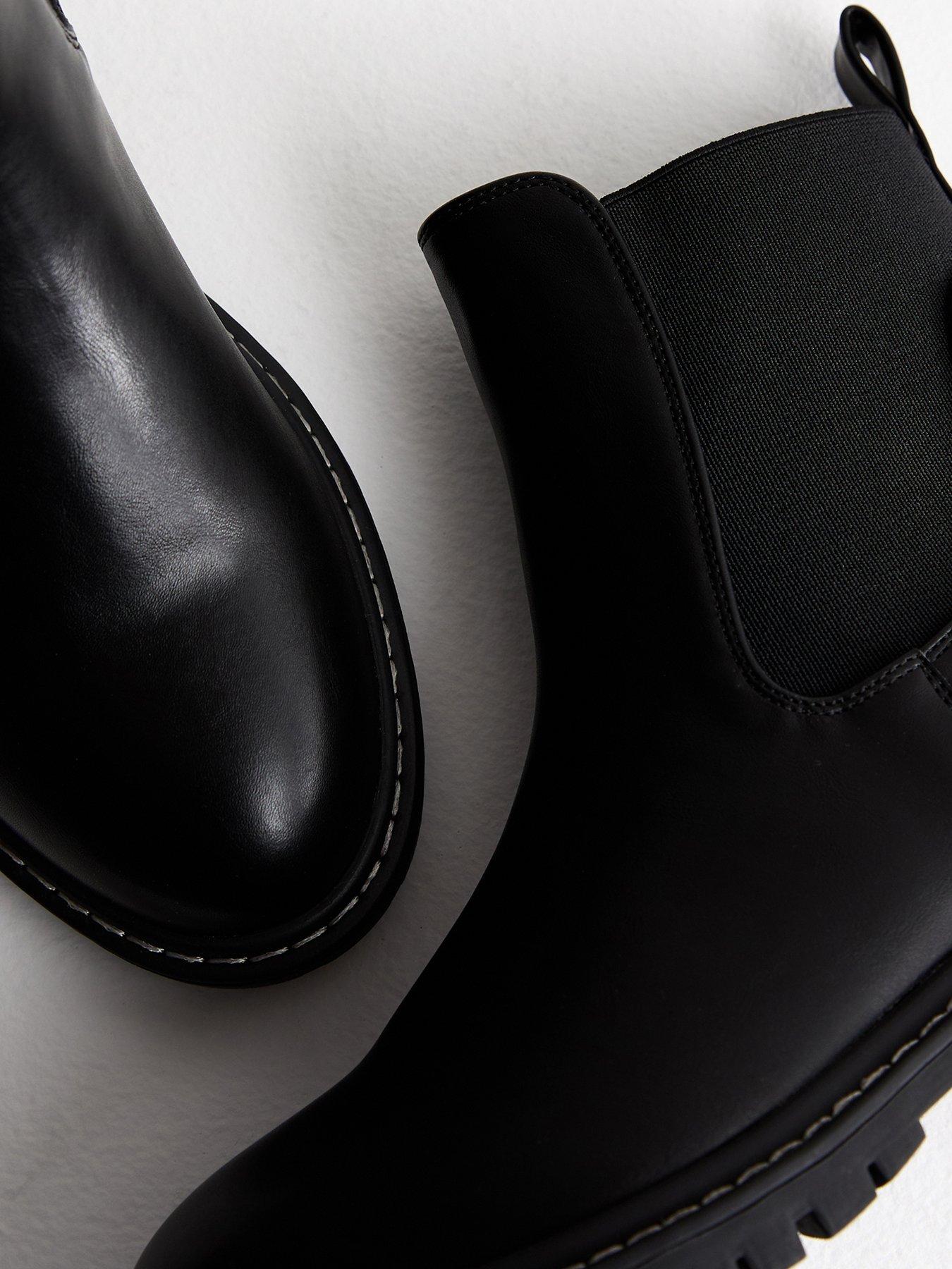 new-look-leather-look-chunky-chelsea-boots-blackoutfit