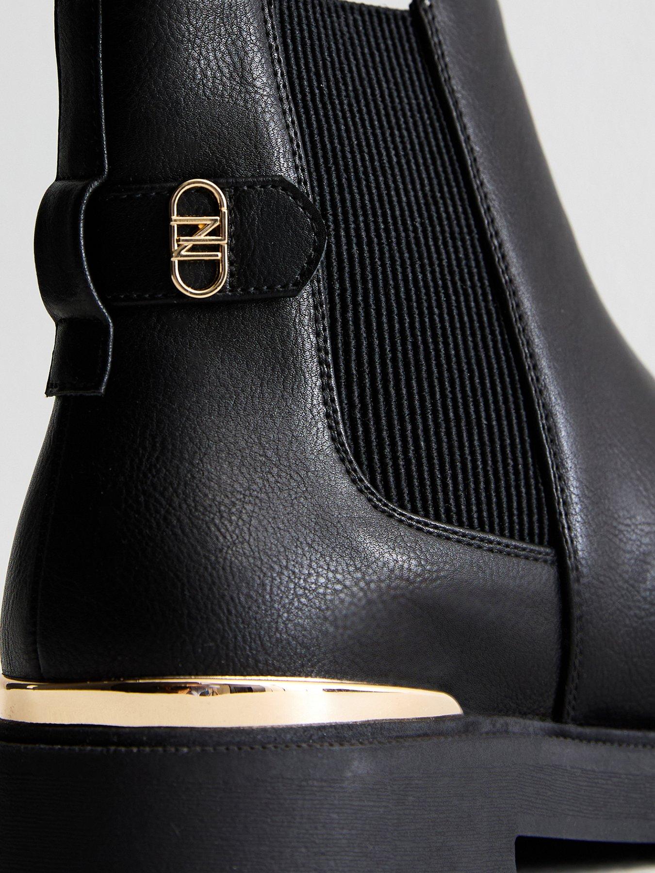 new-look-wide-fit-leather-look-metal-trim-chelsea-boots-blackoutfit