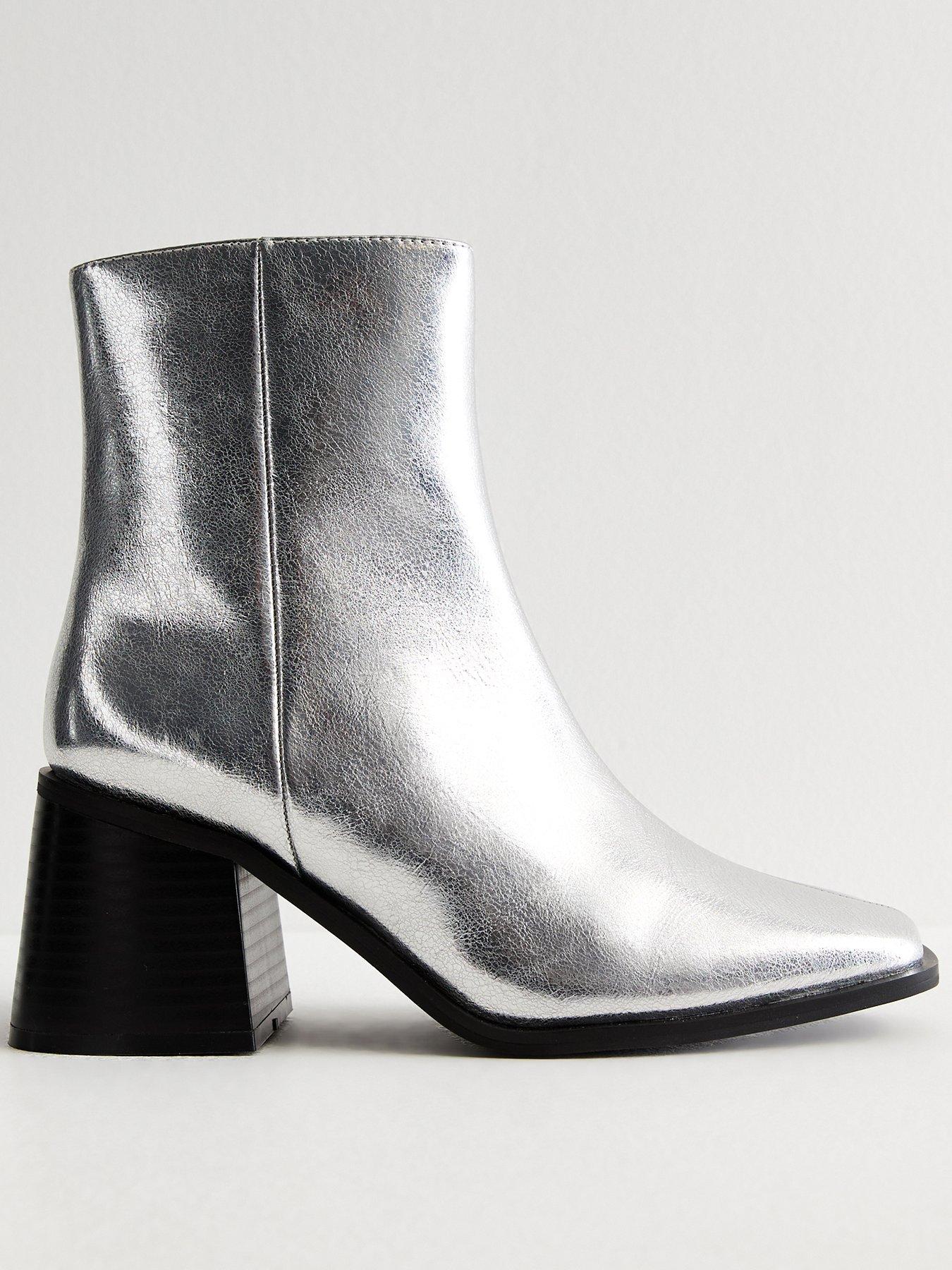 new-look-pu-boots-silver