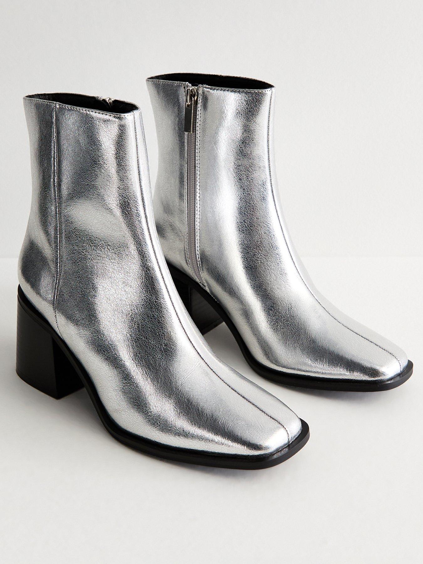 new-look-pu-boots-silverstillFront