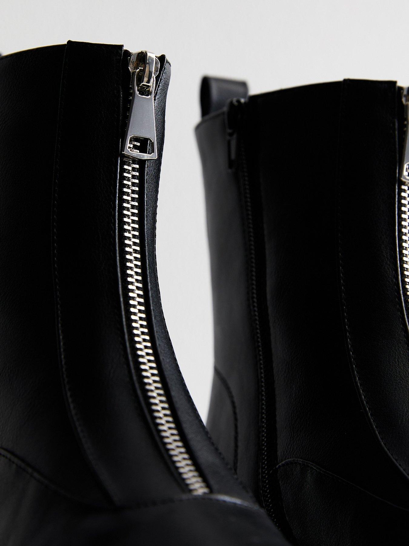 new-look-chunky-zipped-ankle-boots-blackoutfit