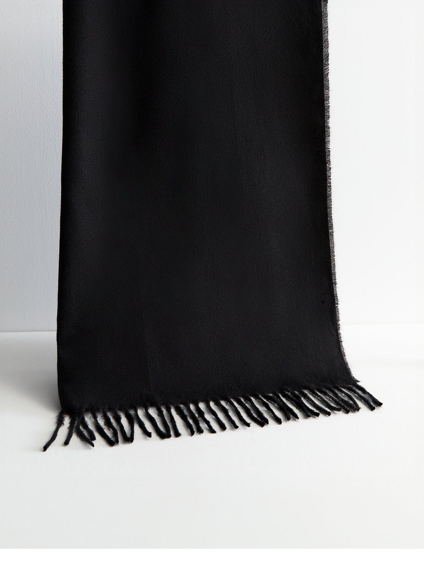 new-look-black-fringed-scarf