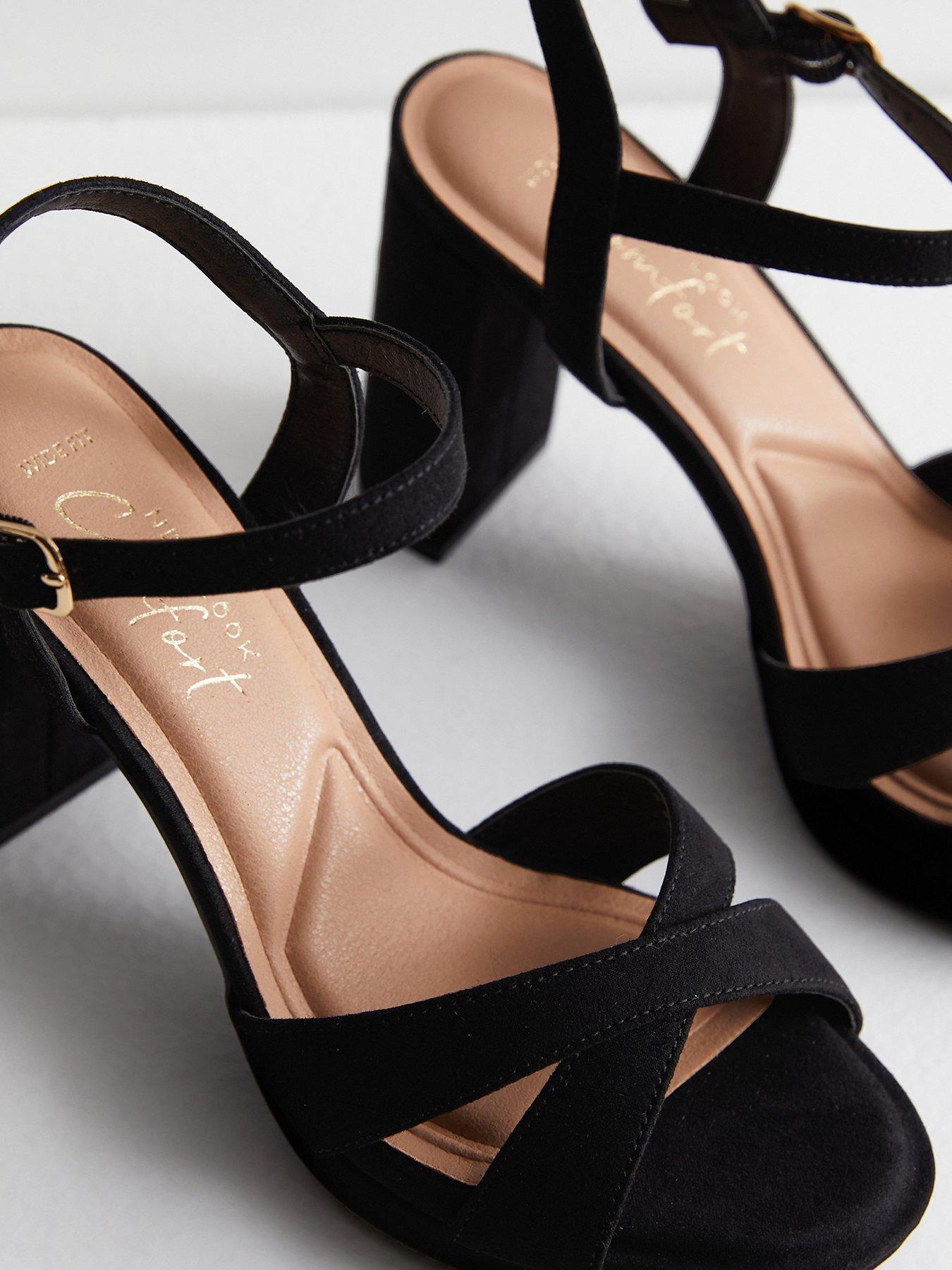 new-look-wide-fit-suedette-block-heel-sandals-blackoutfit