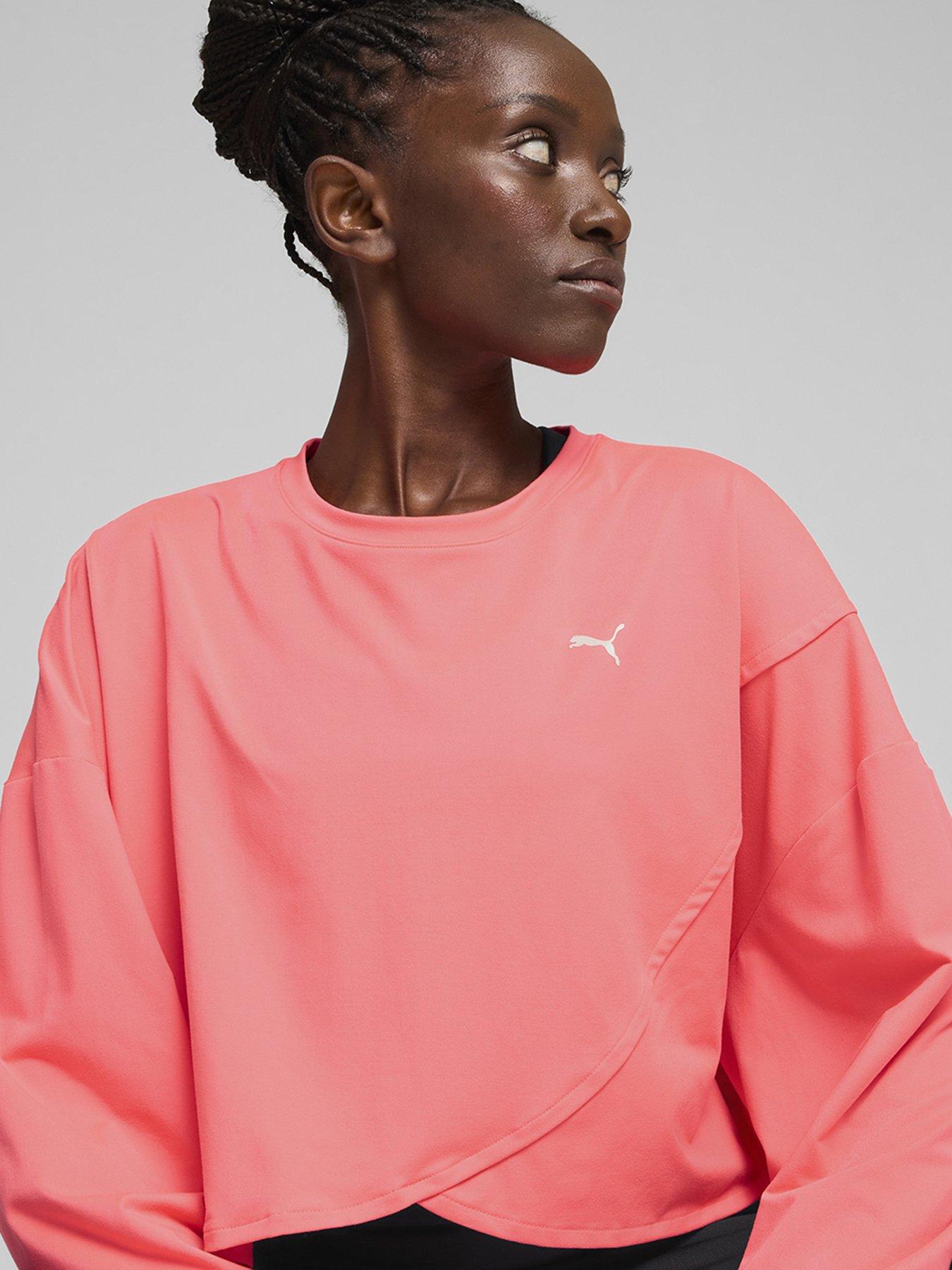 puma-womens-training-cloudspun-crossover-crew-pinkoutfit