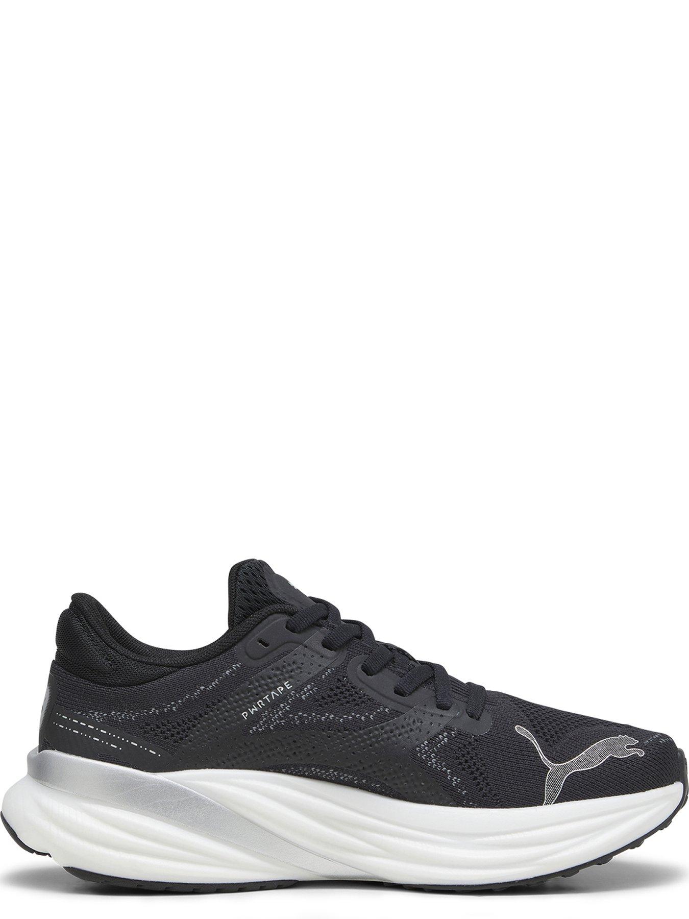 puma-womens-running-magnify-nitro-2-trainers-blackwhitedetail