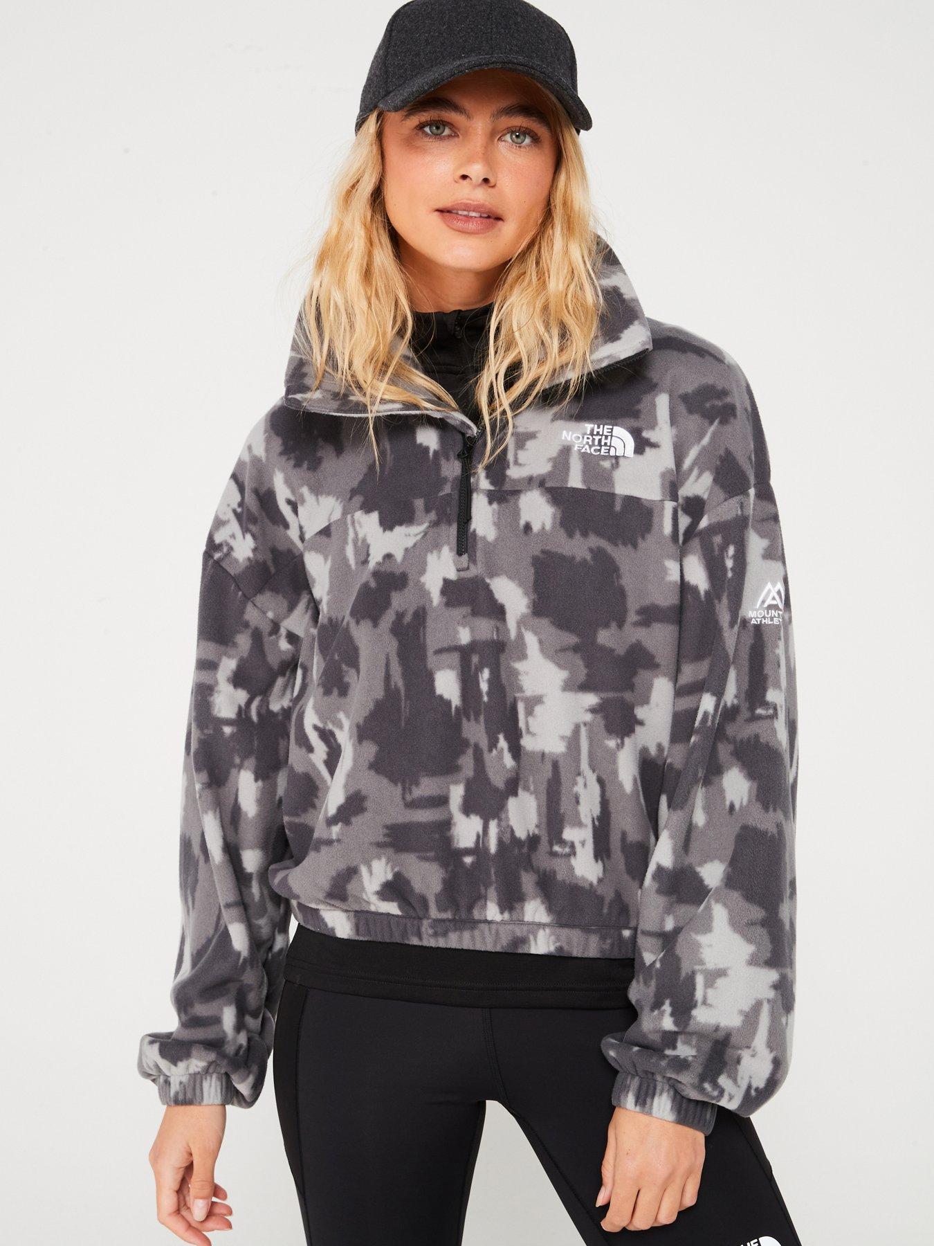 the-north-face-womens-mountain-athletic-fleece-print-grey