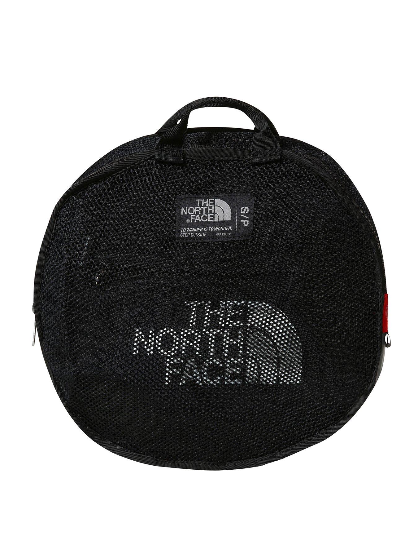 the-north-face-base-camp-duffel-bag-small-blackoutfit