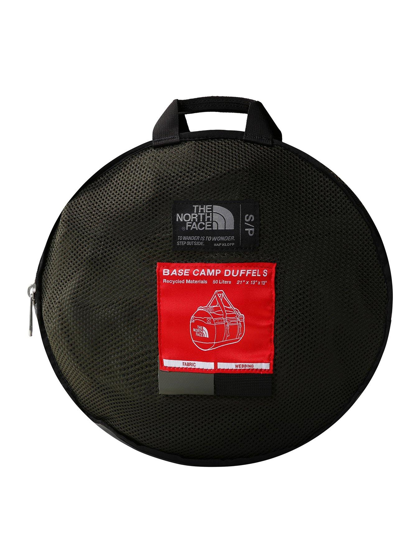 the-north-face-base-camp-duffel-s-khakioutfit