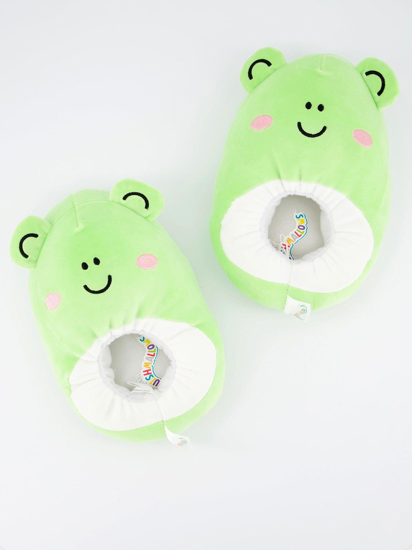 squishmallows-squishmallow-wendy-frog-slippersfront