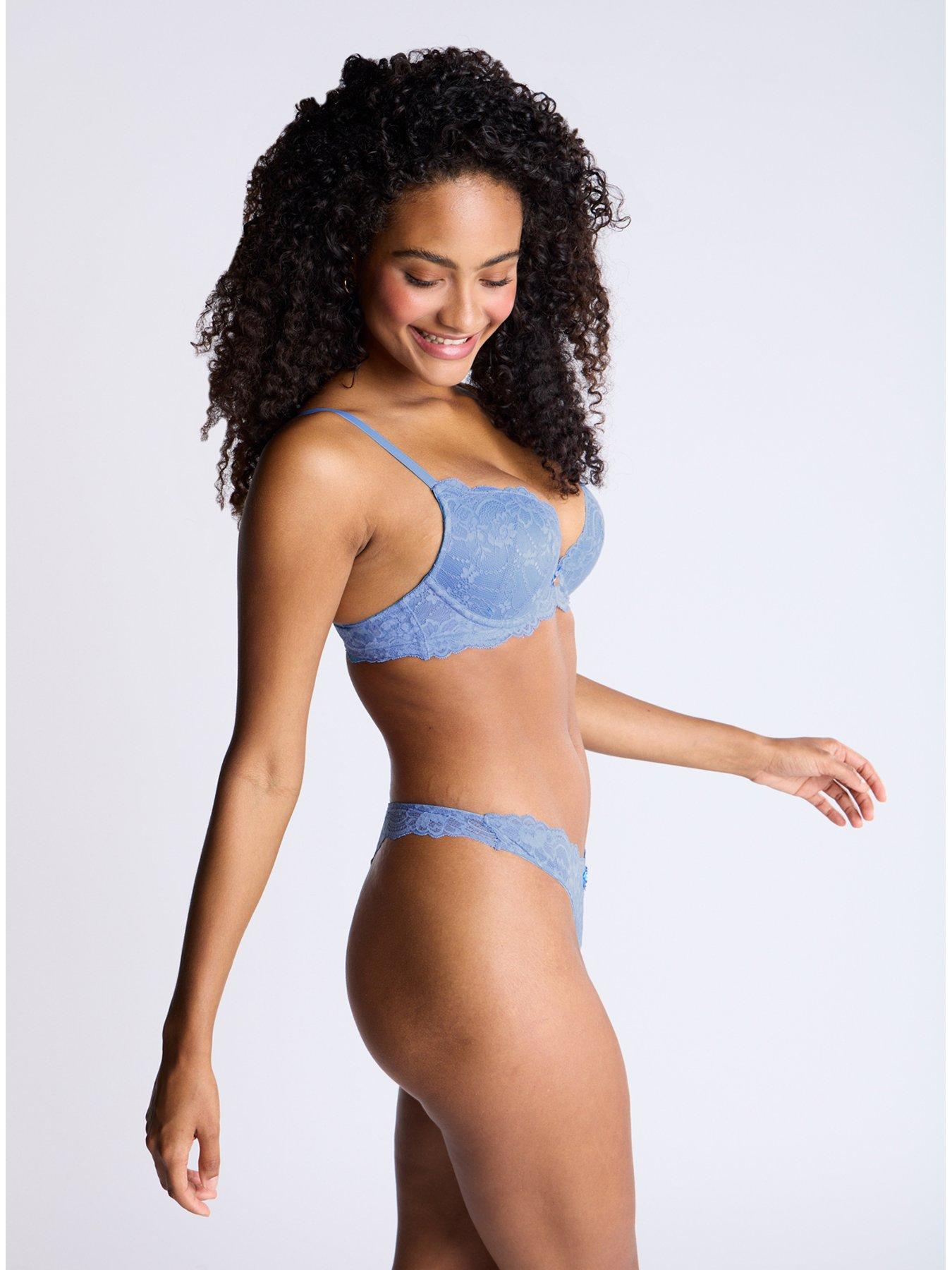 boux-avenue-boux-avenue-aliyah-thong-cornflower-blueoutfit