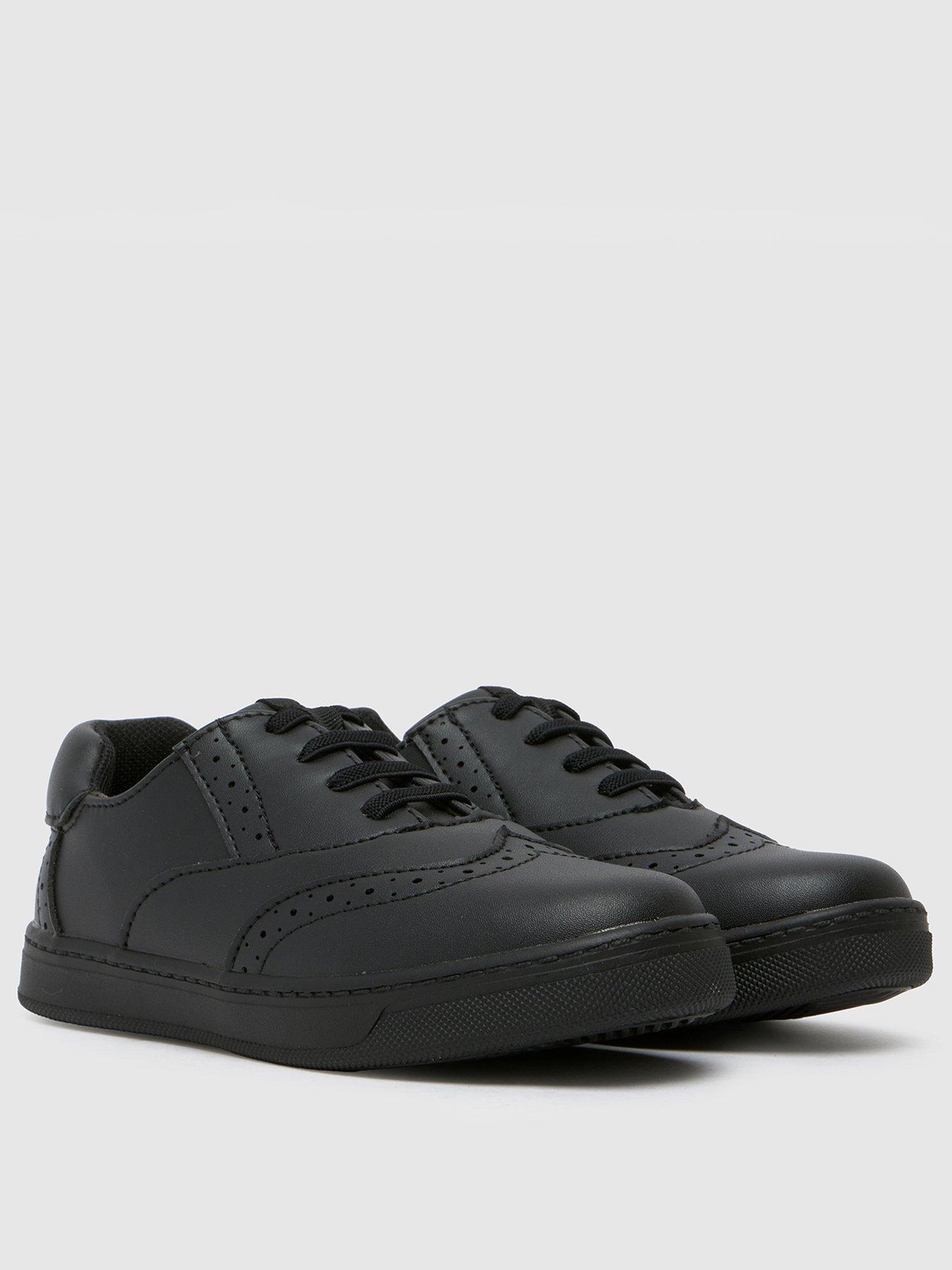 schuh-latch-junior-blackstillFront