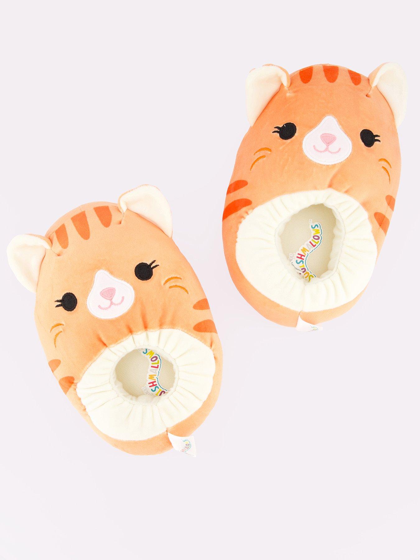 squishmallows-squishmallow-gigi-cat-slippers