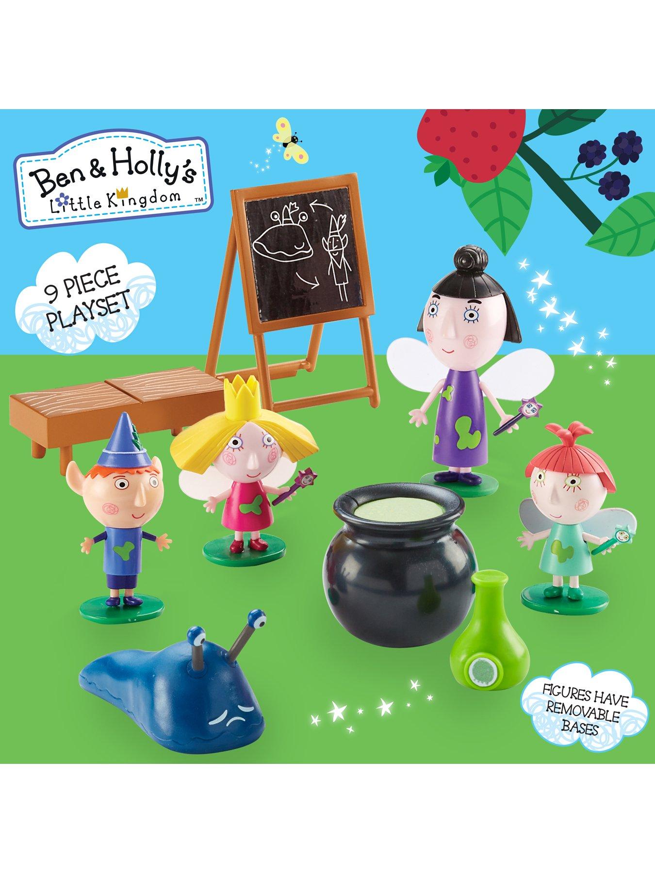 ben-hollys-little-kingdom-ben-and-holly--hollys-magic-potion-classroomoutfit