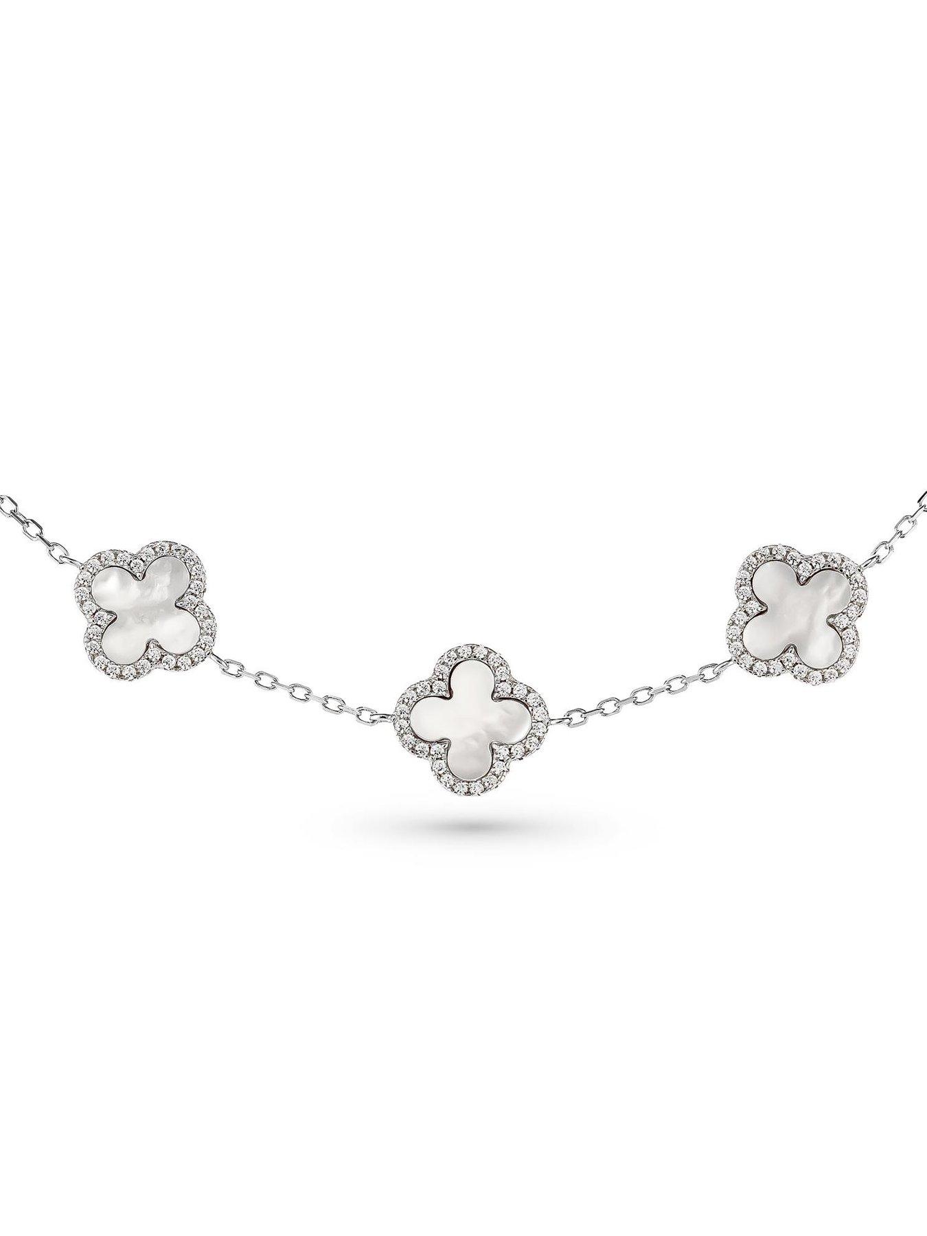 beaverbrooks-silver-cubic-zirconia-clover-braceletback