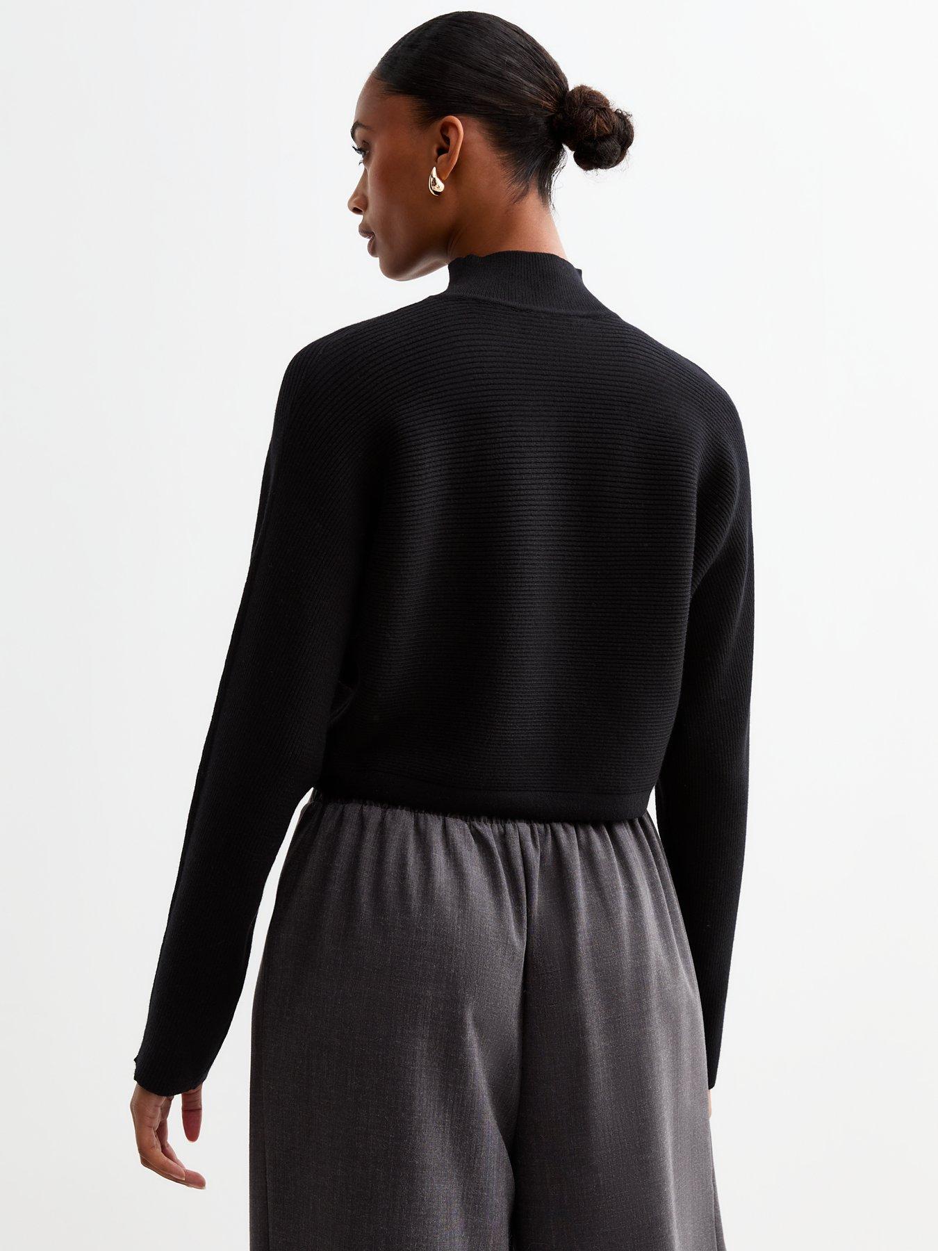 new-look-black-rib-knit-crop-jumperstillFront