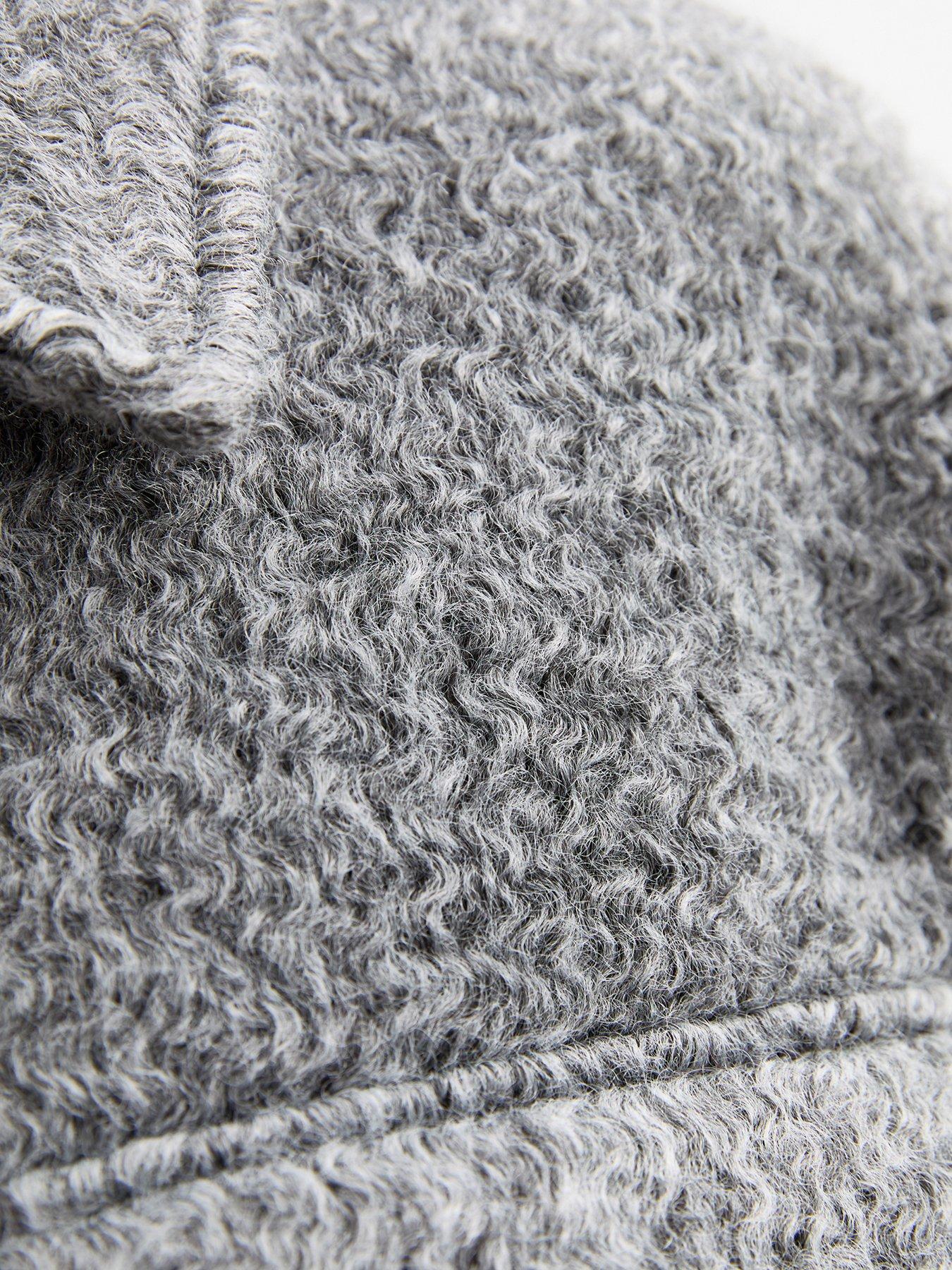 new-look-grey-textured-zip-up-short-jacketdetail