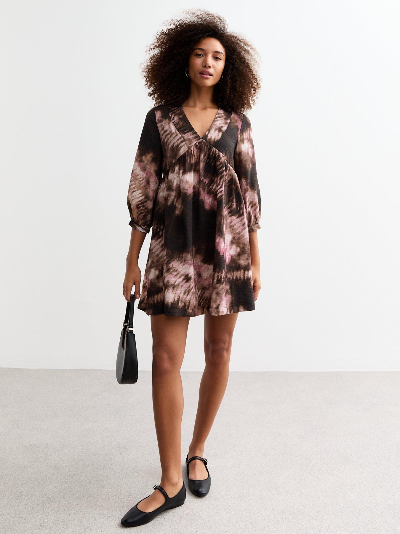 new-look-black-blur-mini-smock-dress-print