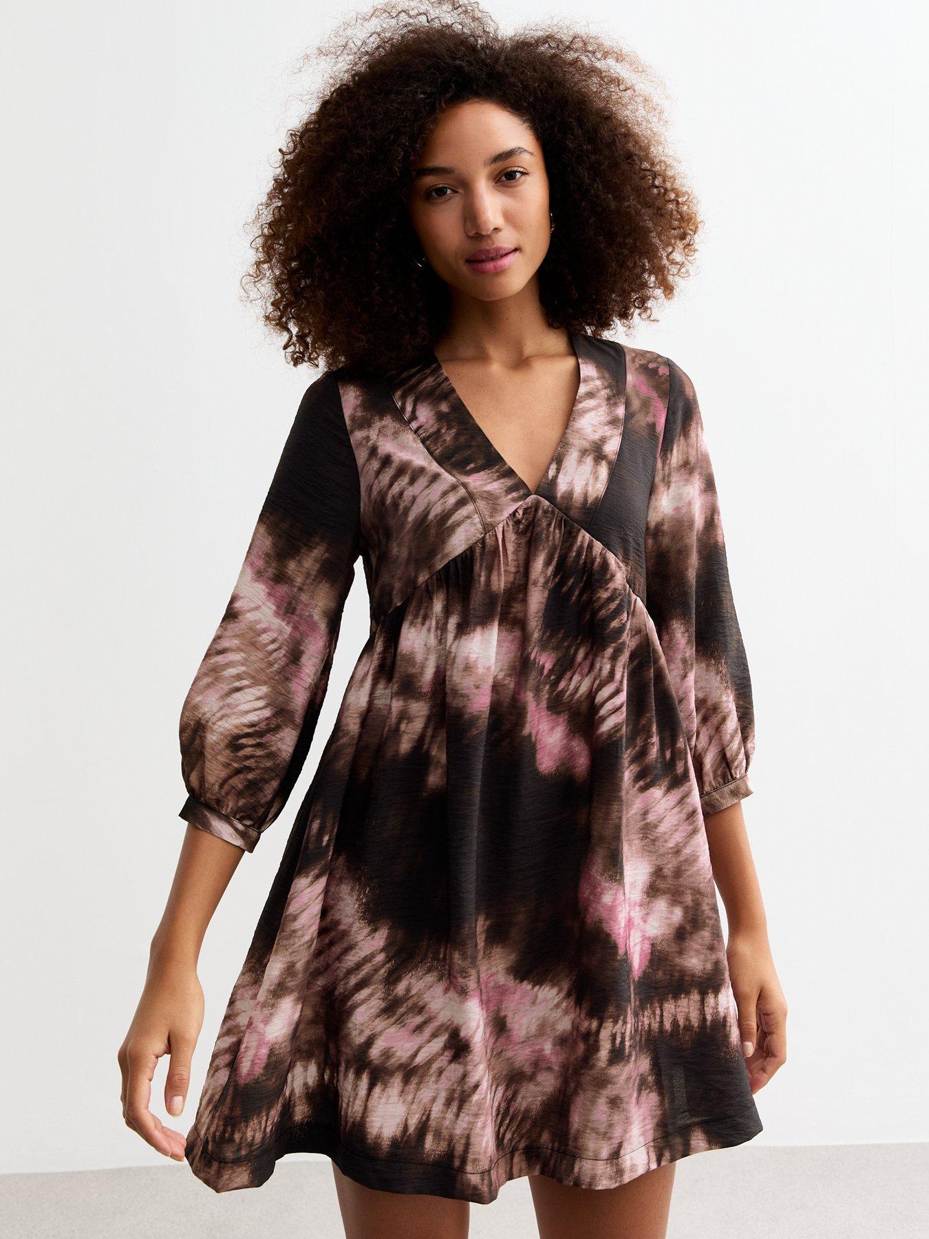 new-look-black-blur-mini-smock-dress-printback