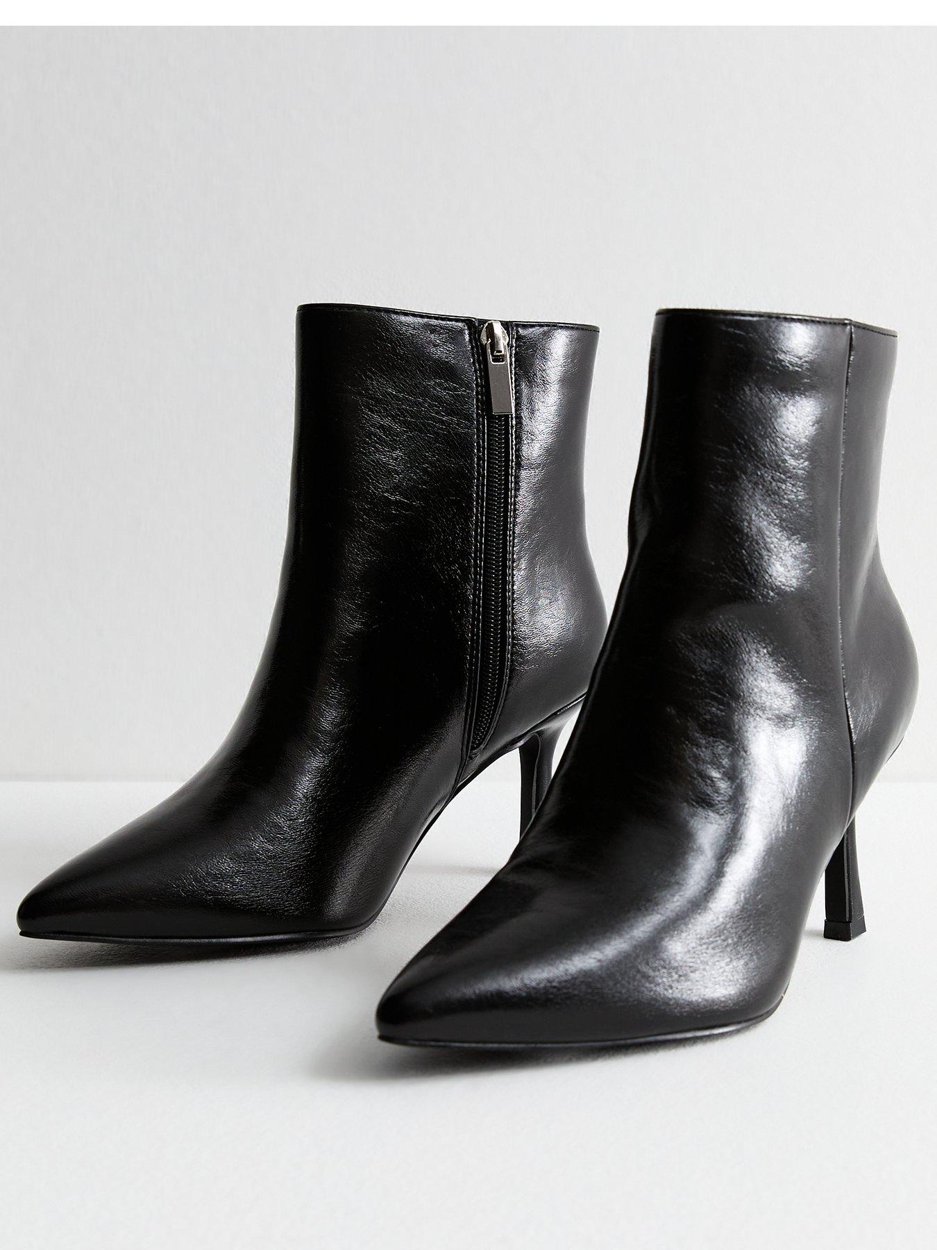 new-look-wide-fit-point-toe-ankle-boots-blackstillFront